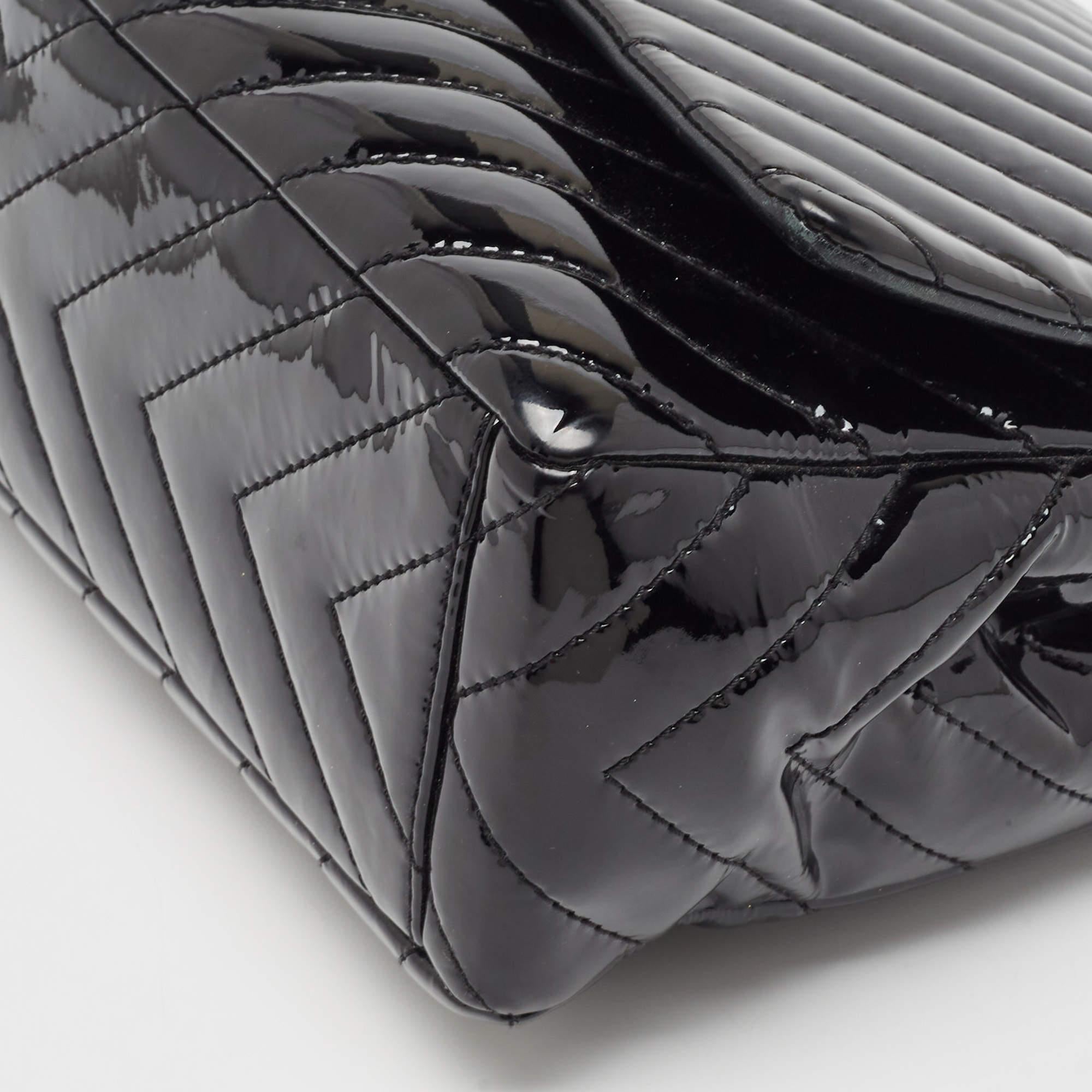Chanel Black Chevron Patent Leather Maxi Classic Flap Bag 11