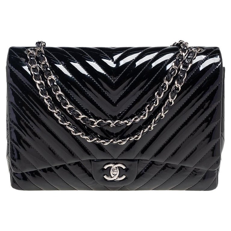 portluxe on X: This is pre-owned authentic CHANEL Black Patent Chevron  Maxi Single Flap. The Chanel Black Chevron Patent Leather Classic Maxi  Single Flap Bag is perhaps the most sought after bag
