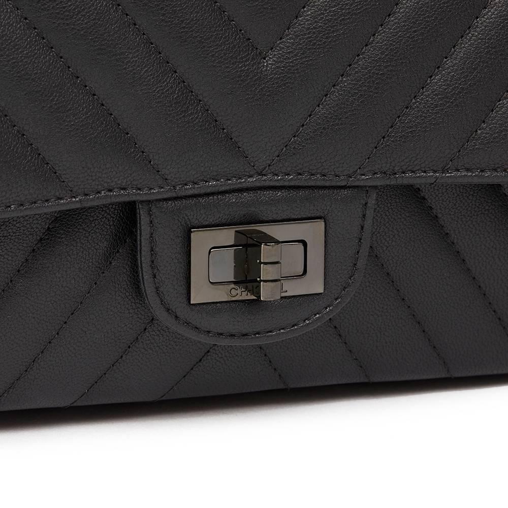 2017 Chanel Black Chevron Calfskin So Black 2.55 Reissue 226 Double Flap Bag 7