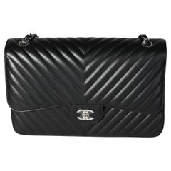 Chanel Black Chevron Quilted Classic Jumbo Double Flap