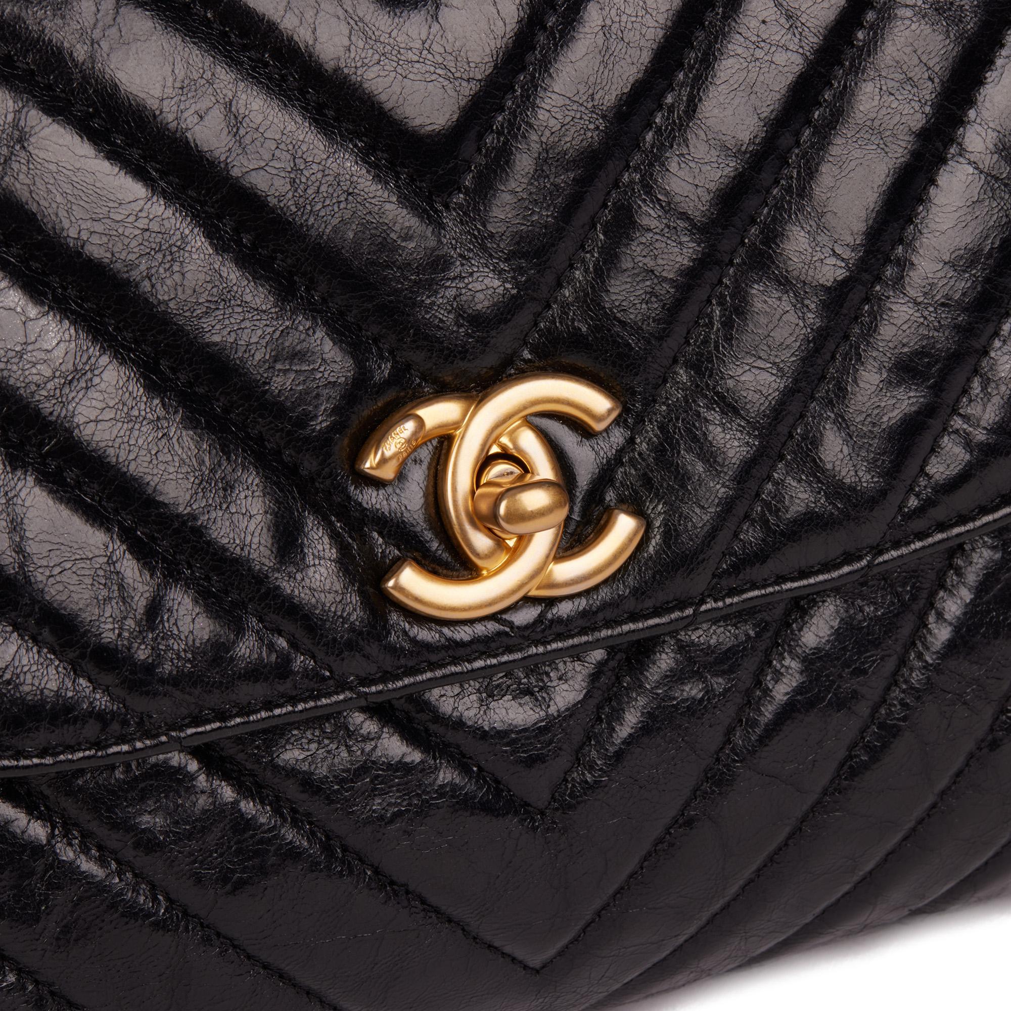 CHANEL Black Chevron Quilted Crumpled Calfskin Leather Classic Single Flap Bag 3