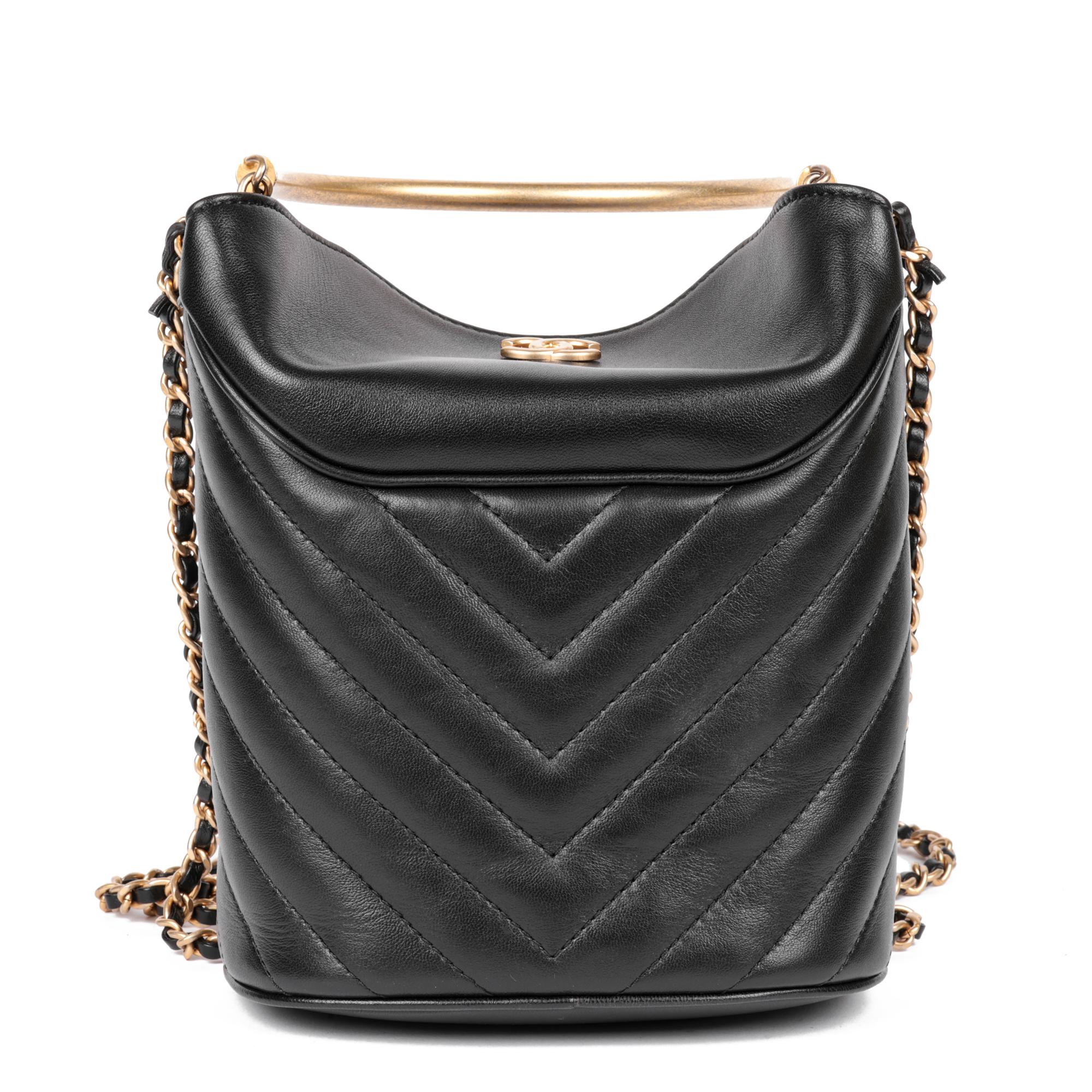 Women's CHANEL Black Chevron Quilted Lambskin Handle with Chic Bucket Bag For Sale