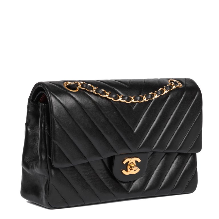 CHANEL Black Chevron Quilted Lambskin Vintage Medium Classic Double Flap Bag  For Sale at 1stDibs