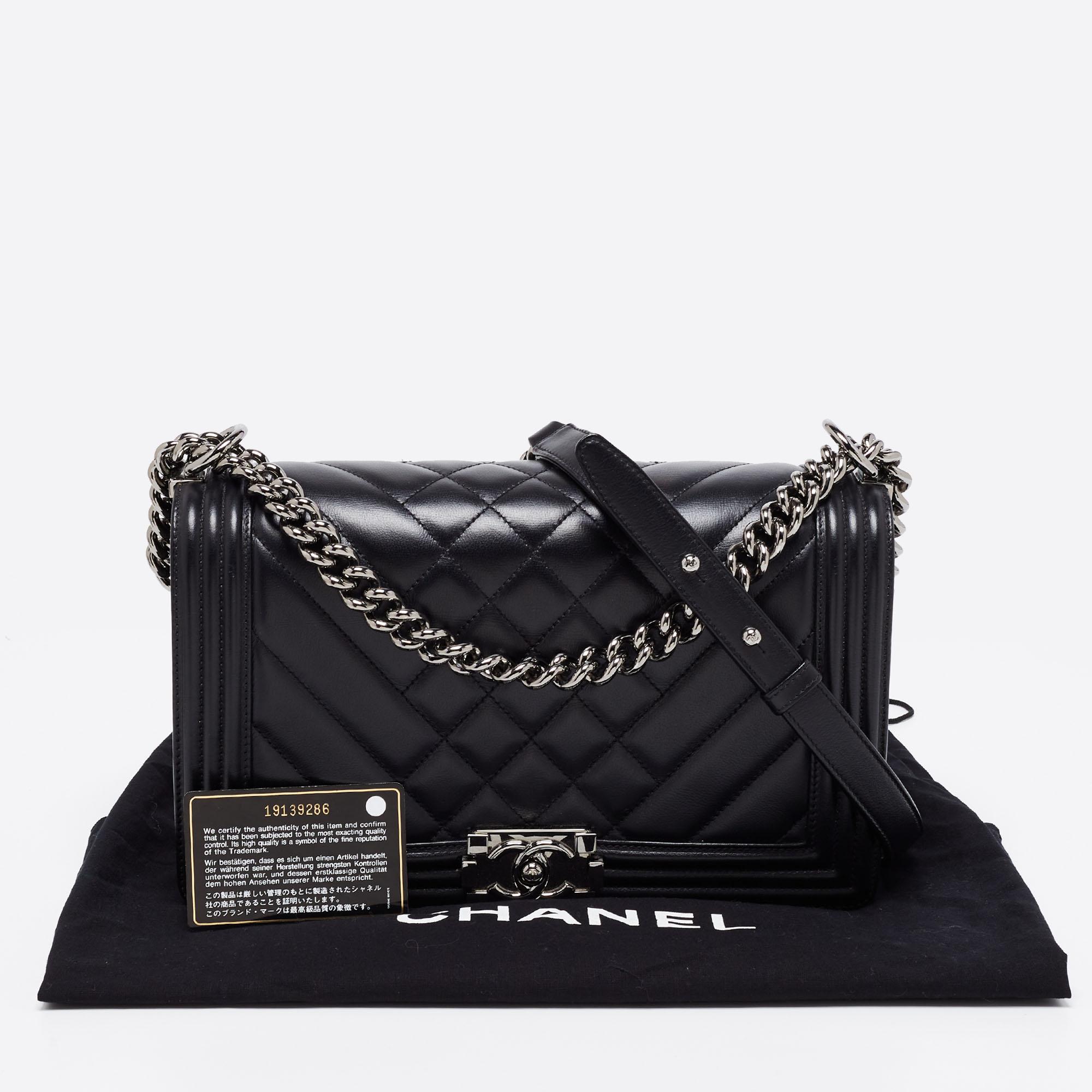 Chanel Black Chevron Quilted Leather New Medium Boy Flap Bag 14