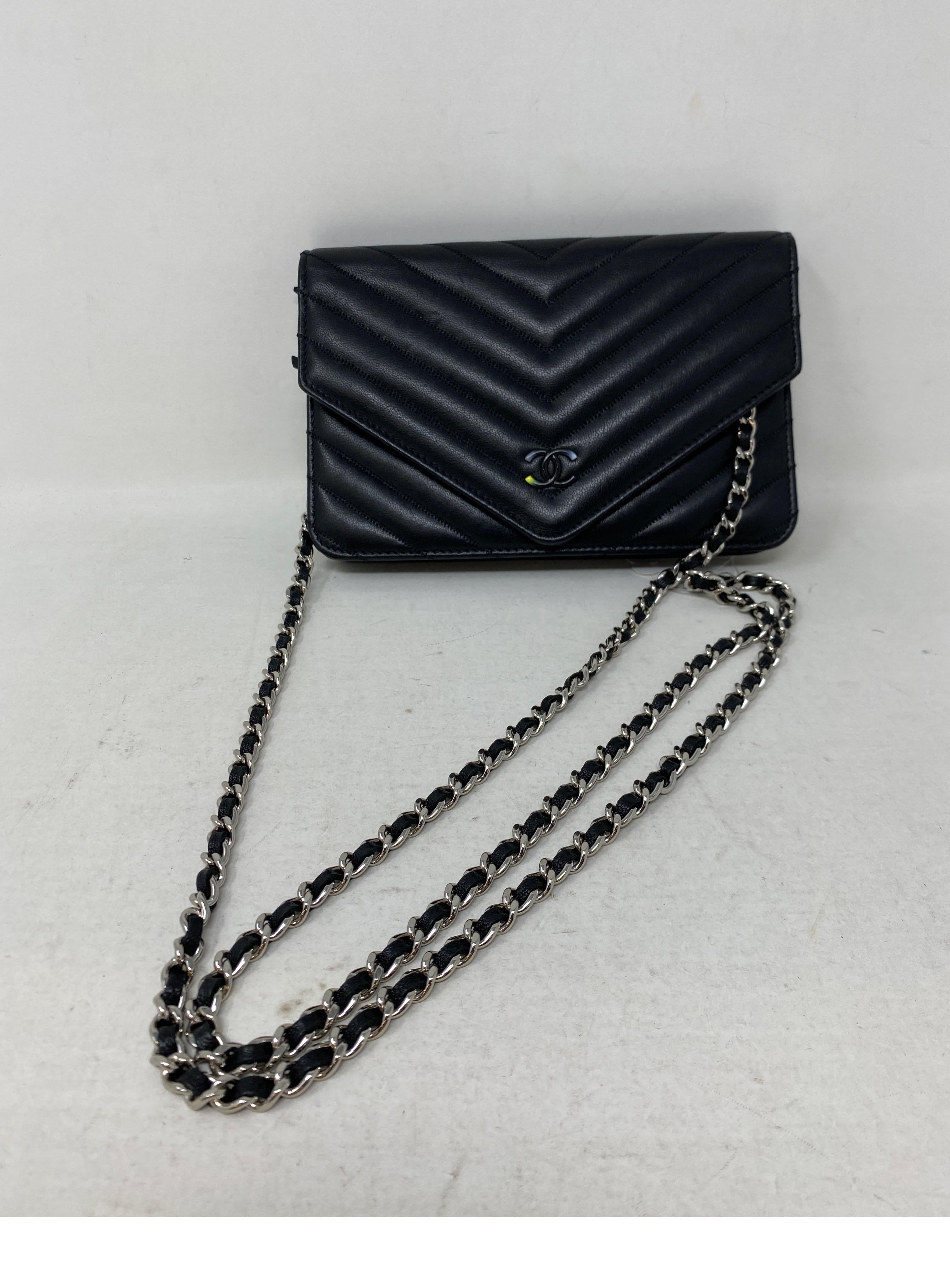 Chanel Black Chevron Wallet On A Chain Bag  7