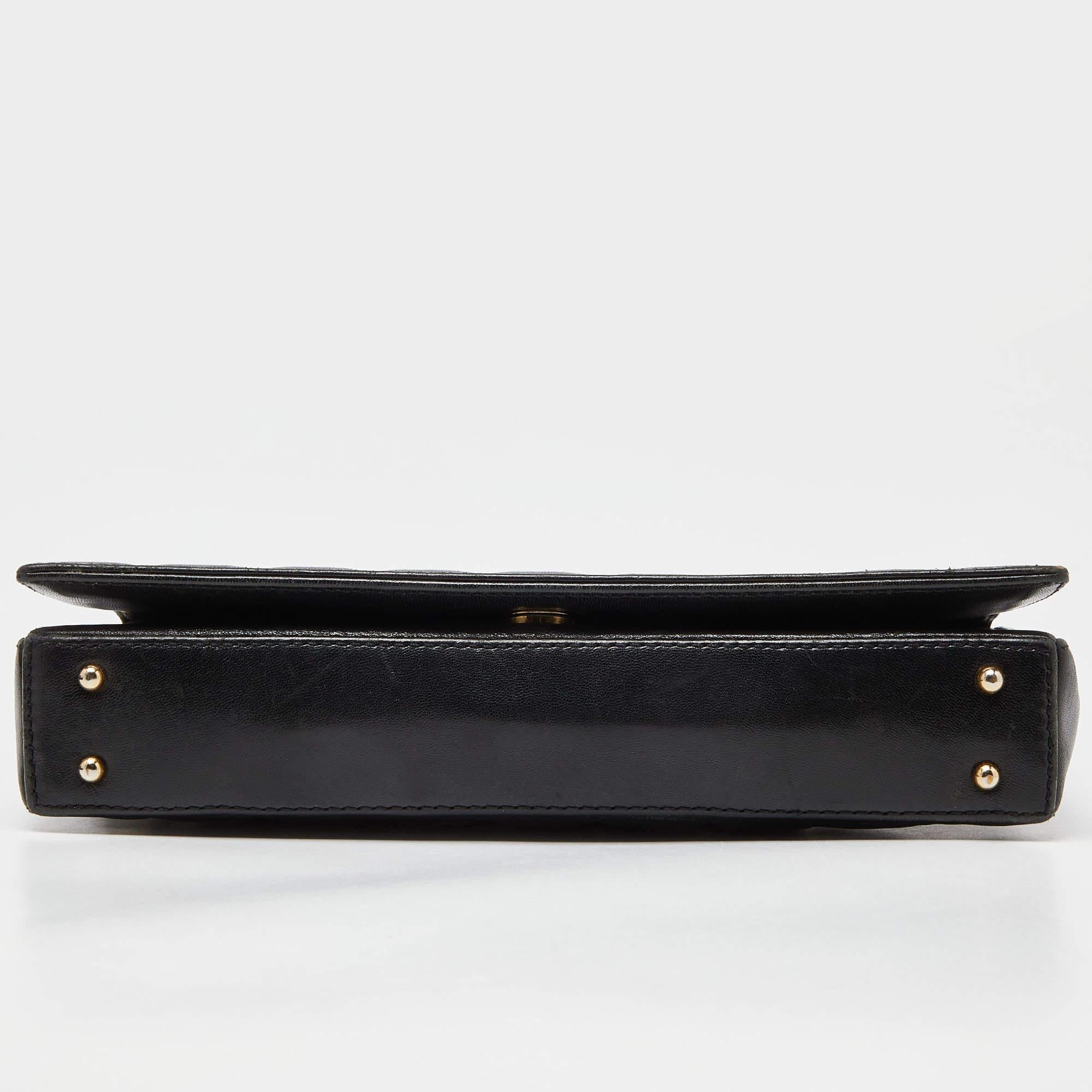 Chanel Black Chocolate Bar Leather Vintage Flap Bag For Sale 4