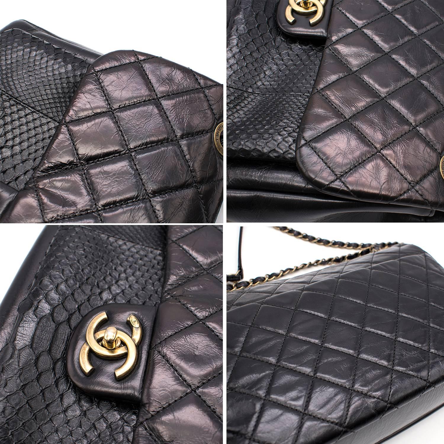 Chanel Black Classic Flap Bag with Snakeskin Exterior Pocket For Sale 3