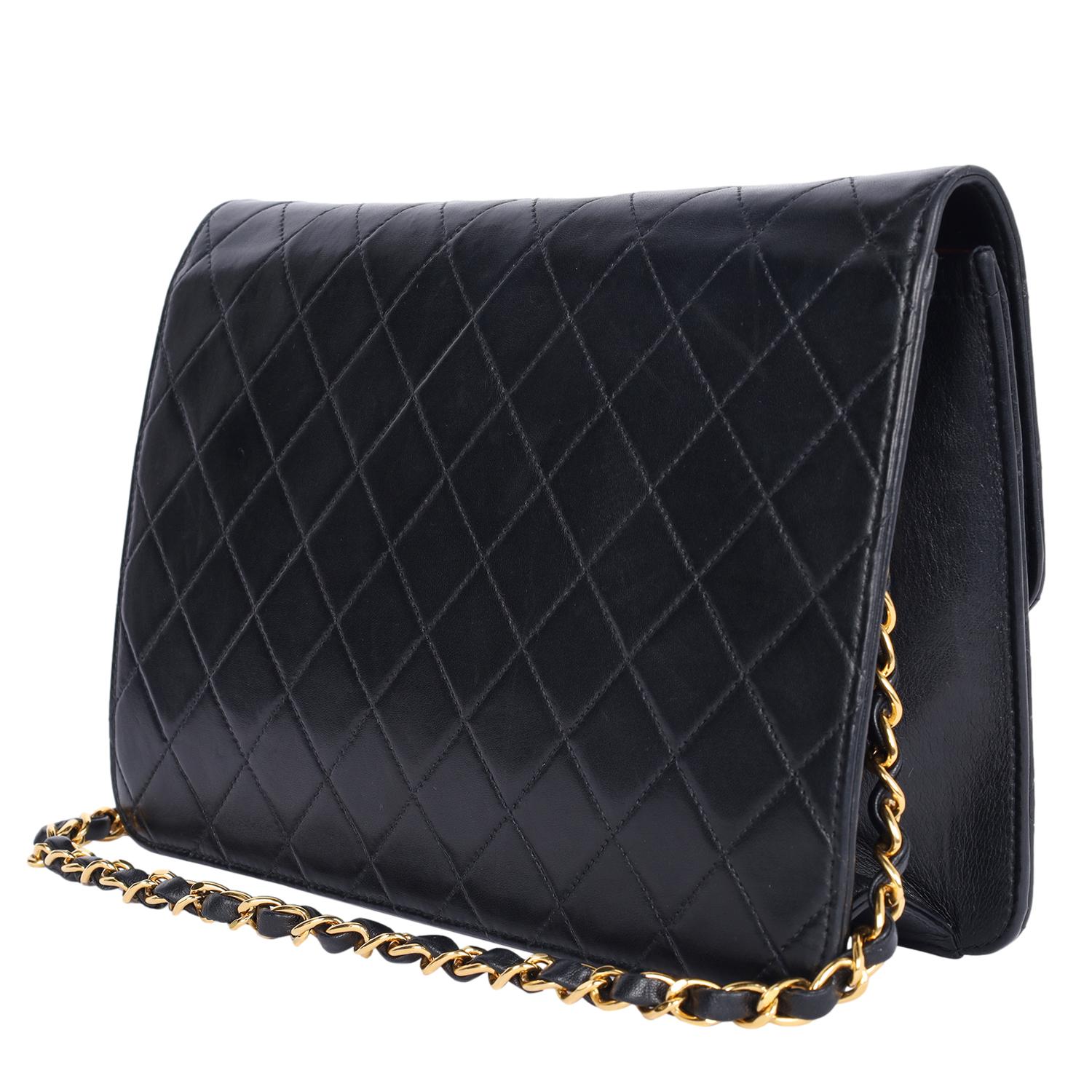 Chanel Black Classic Front Flap Quilted Leather Shoulder Bag For Sale 3