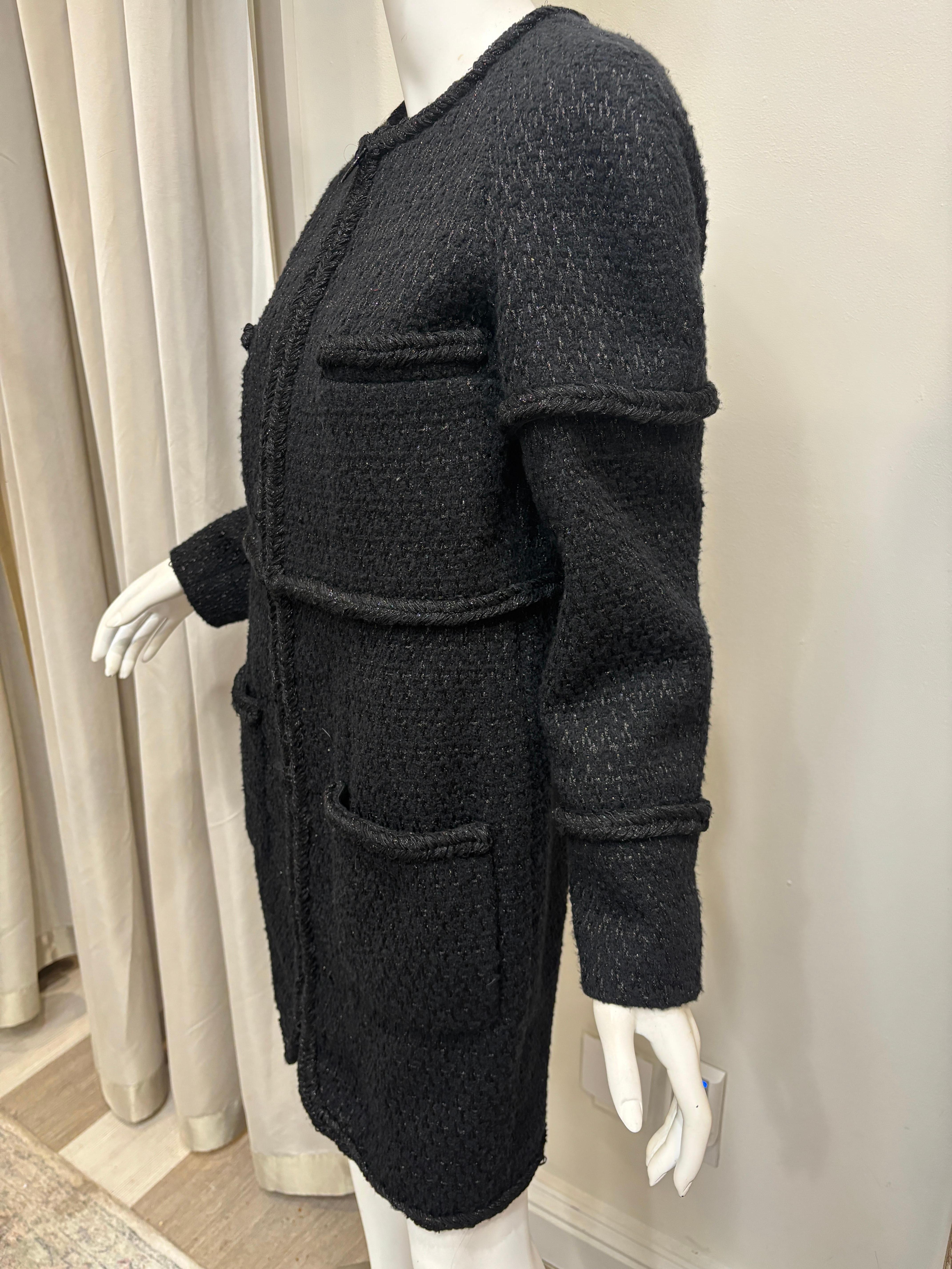 Chanel Black Coat Size 40/2019 Collection For Sale 3