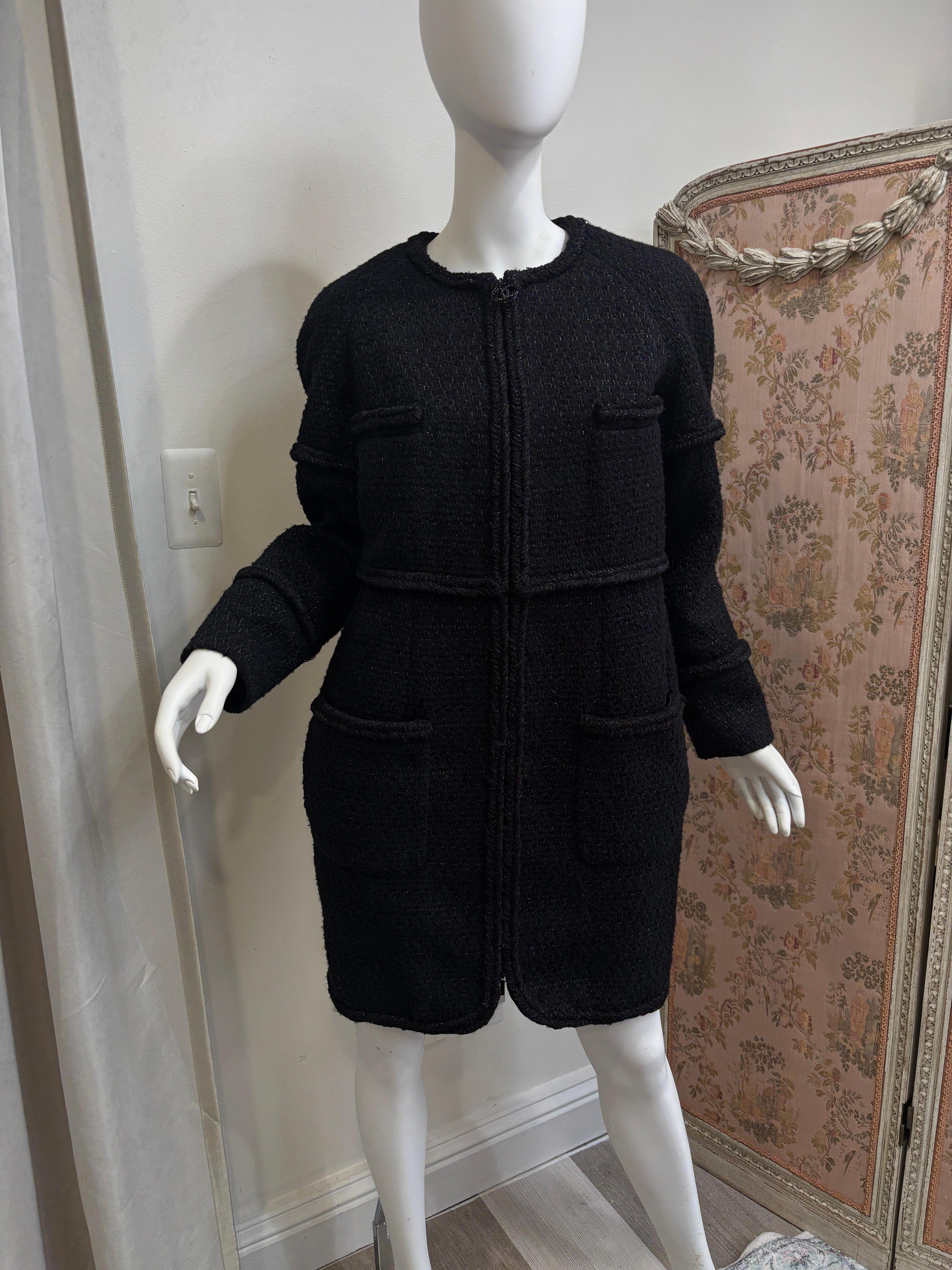 Chanel Black Coat Size 40/2019 Collection For Sale 5