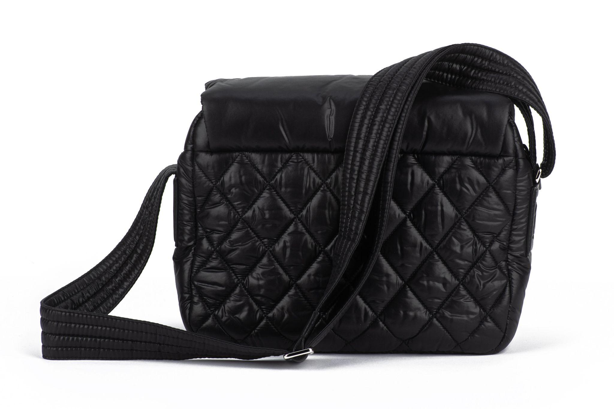 Women's Chanel Black Coco Cocoon Cross Body Bag For Sale