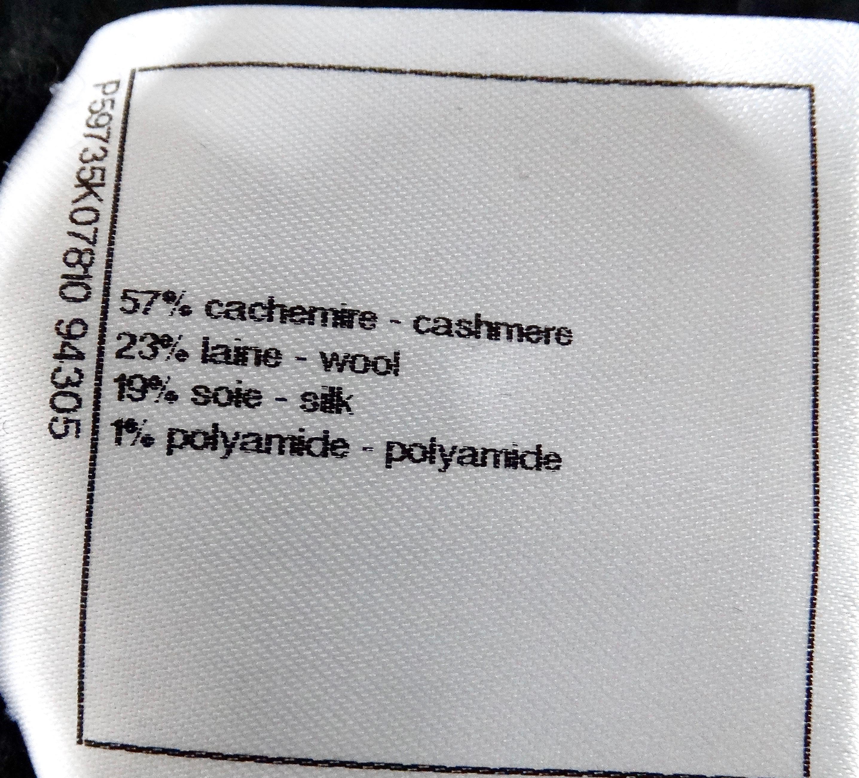 Chanel Black Coco Neige Lucky Charms Pull en cachemire et laine mélangée 2018 en vente 5