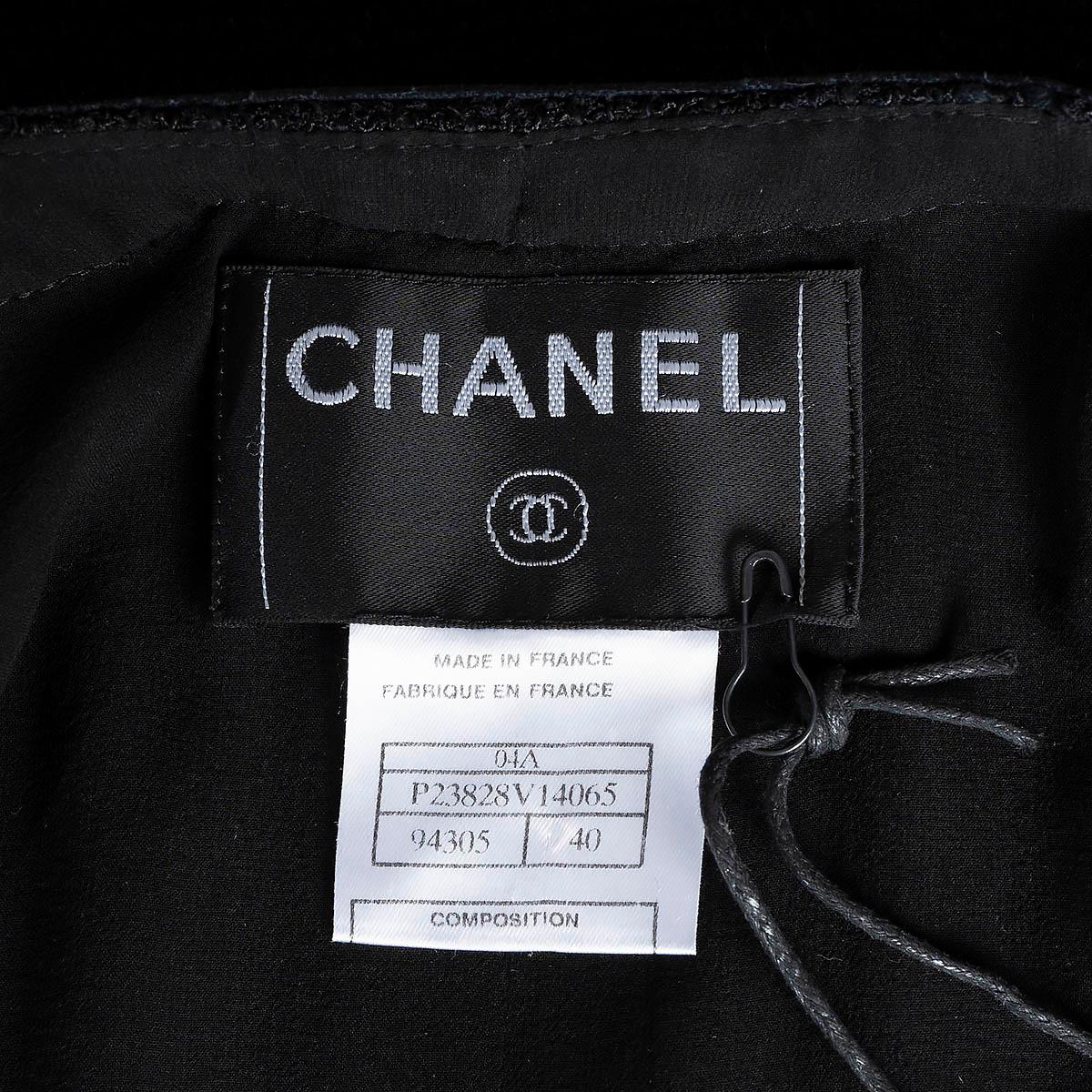 CHANEL black cotton 2004 04A LEATHER TRIM TWEED Coat Jacket 40 M For Sale 4