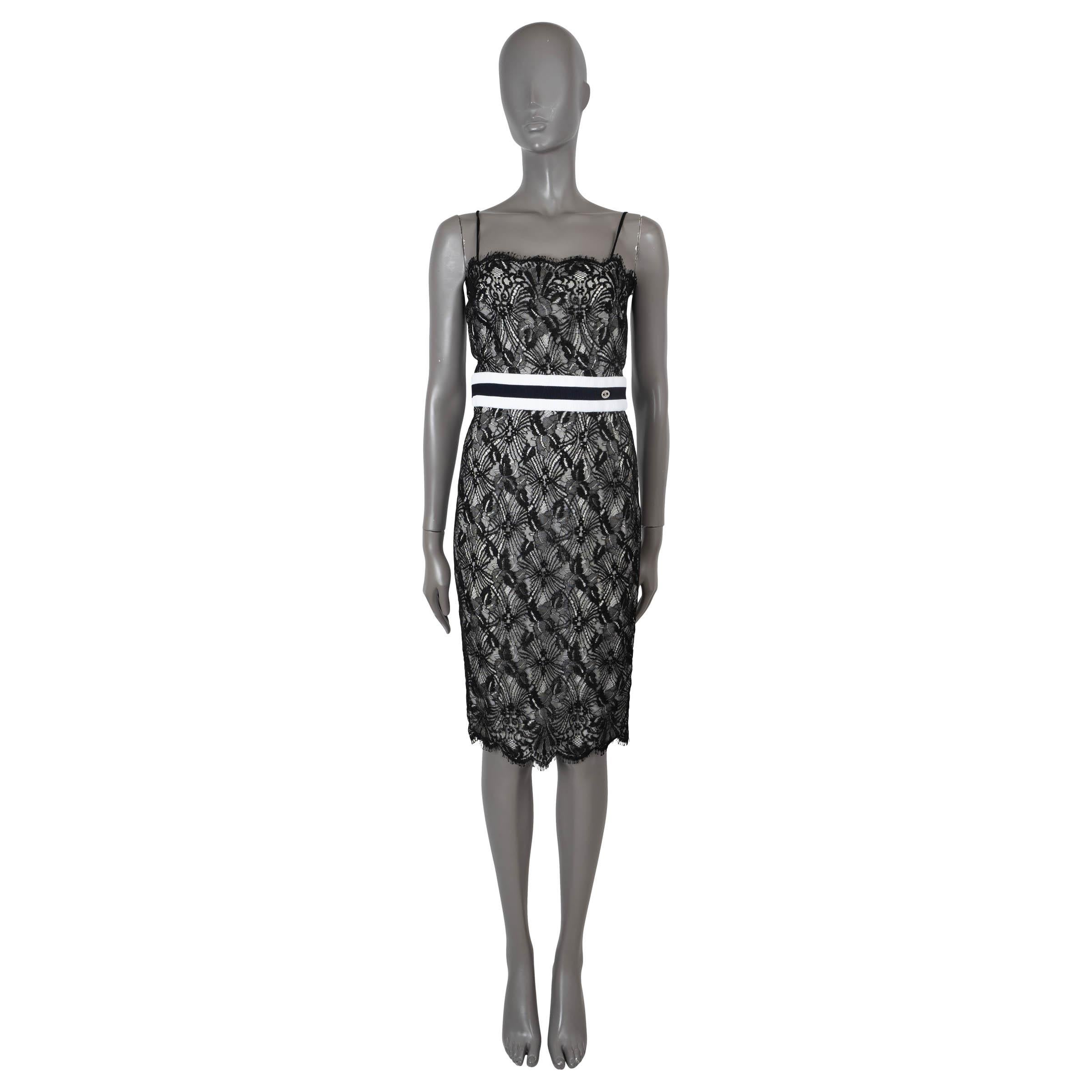 Women's CHANEL black cotton 2017 17P LACE COCKTAIL Dress 38 S For Sale