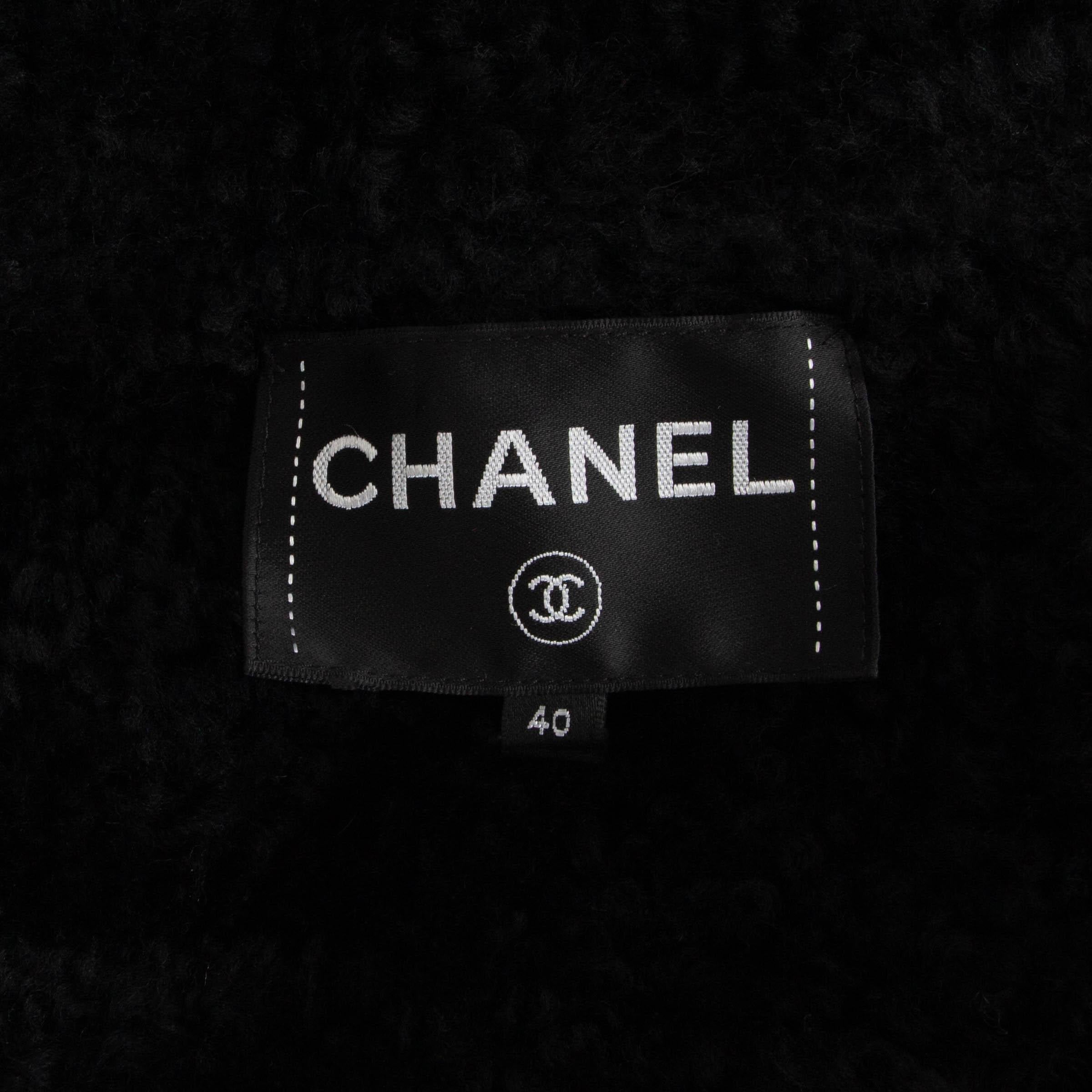 CHANEL black cotton 20A RUE CAMBOM SHEARLING LINED Jacket 40 M For Sale 3