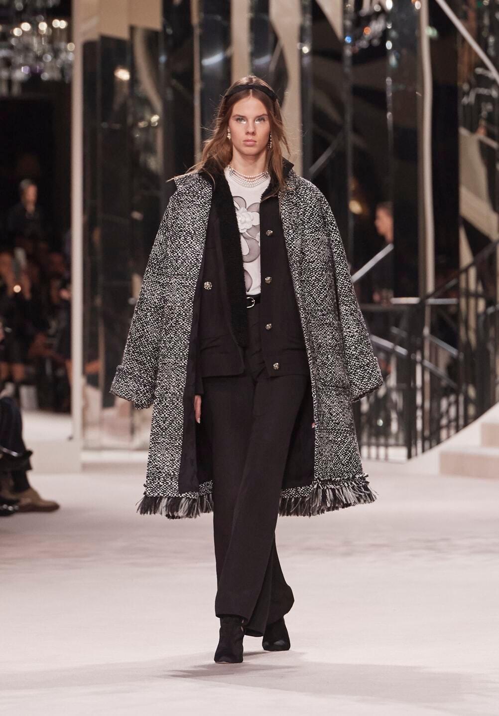 CHANEL black cotton 20A RUE CAMBOM SHEARLING LINED Jacket 40 M For Sale 5