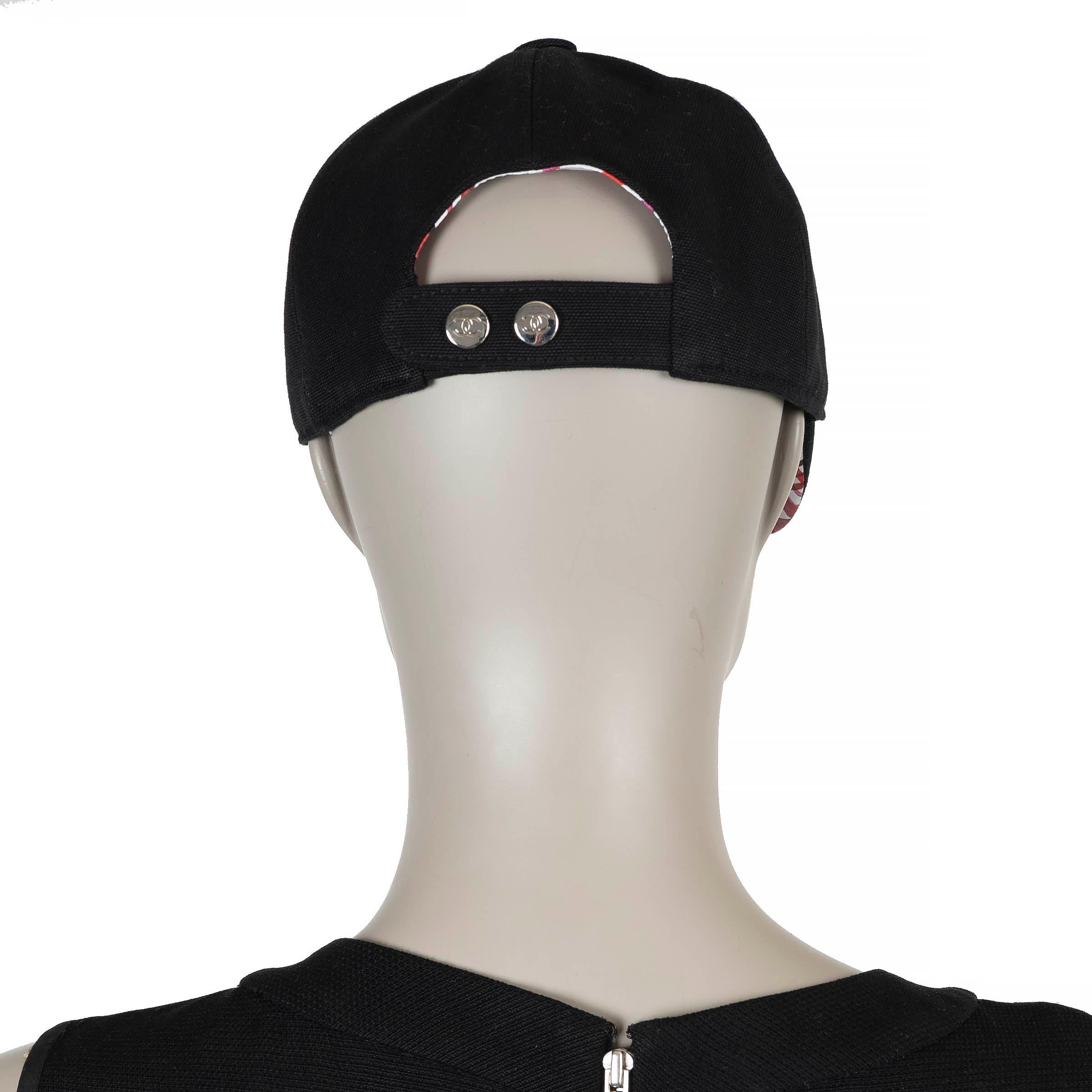 CHANEL black cotton 22P PEARL CC Baseball Cap Hat 56 - 58 For Sale