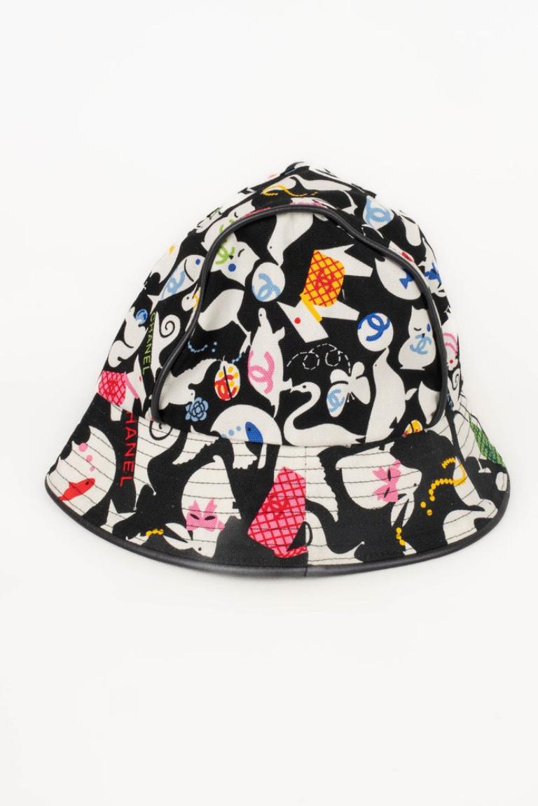 Women's Chanel Black Cotton Bucket Hat, 2007 For Sale