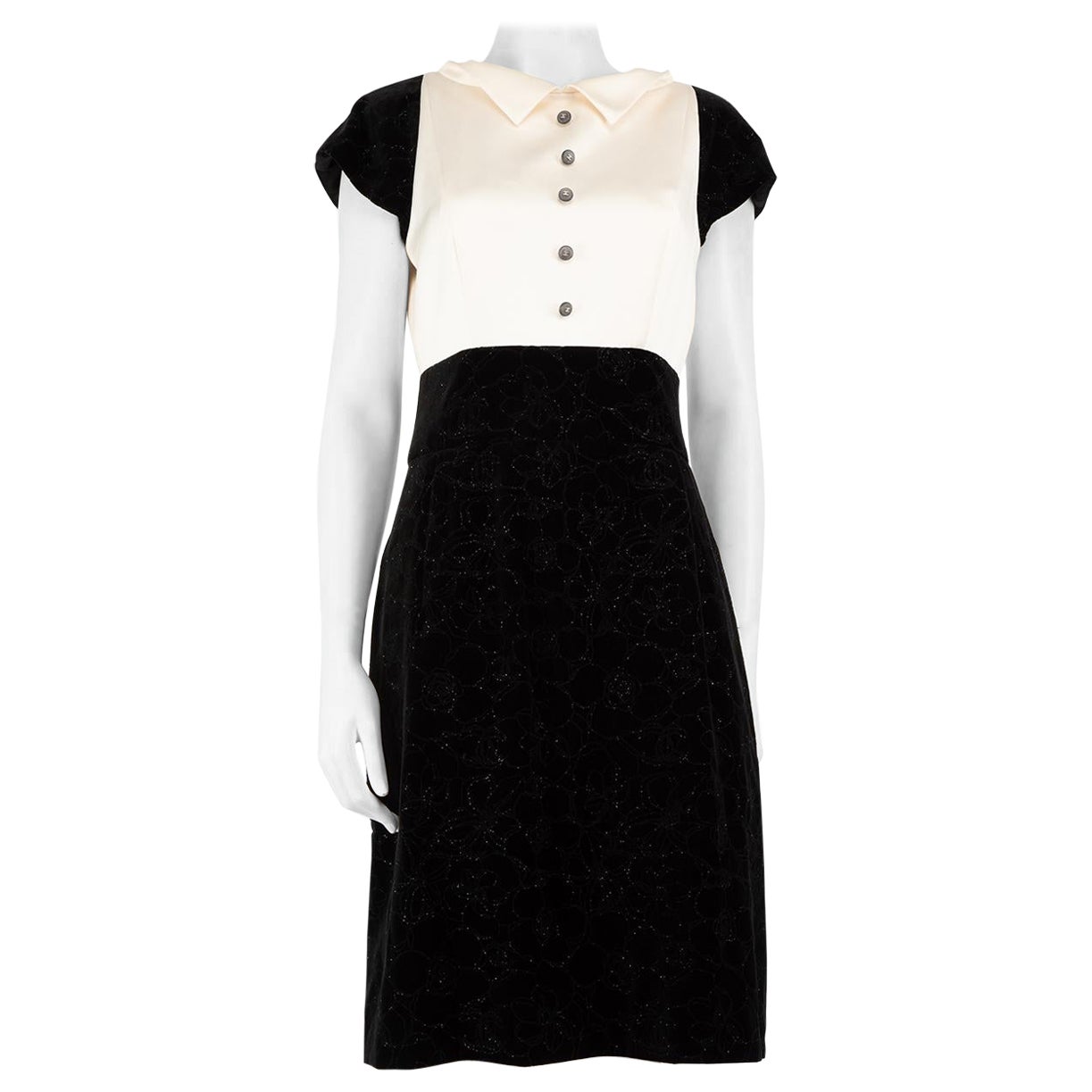 Chanel Black 
Cream Floral Pattern Dress Size M