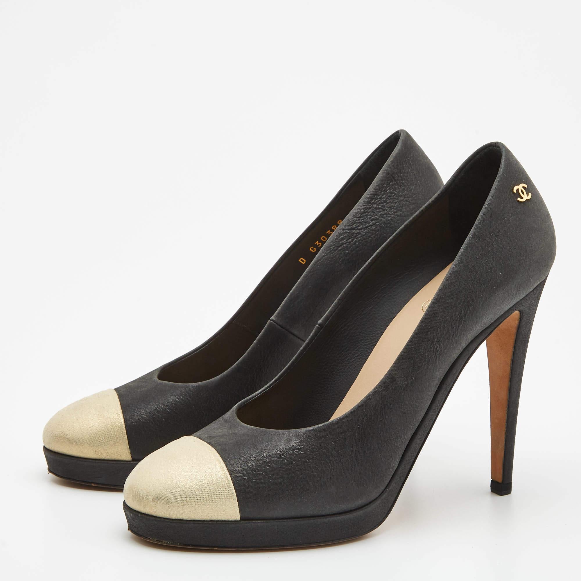 Exhibit an elegant style with this pair of pumps. These Chanel shoes for women are crafted from quality materials. They are set on durable soles and sleek heels.

Includes: Original Box