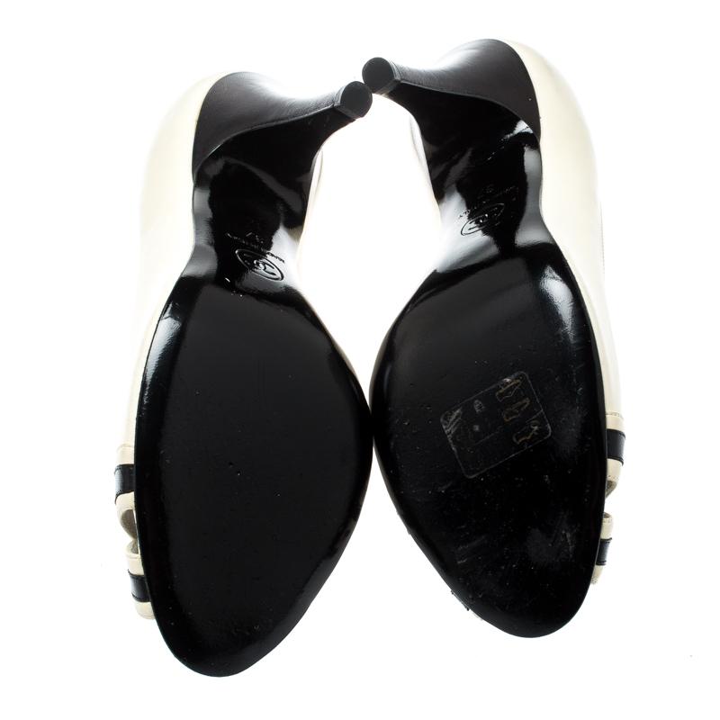 Chanel Black/Cream Leather Peep Toe Pumps Size 37 1
