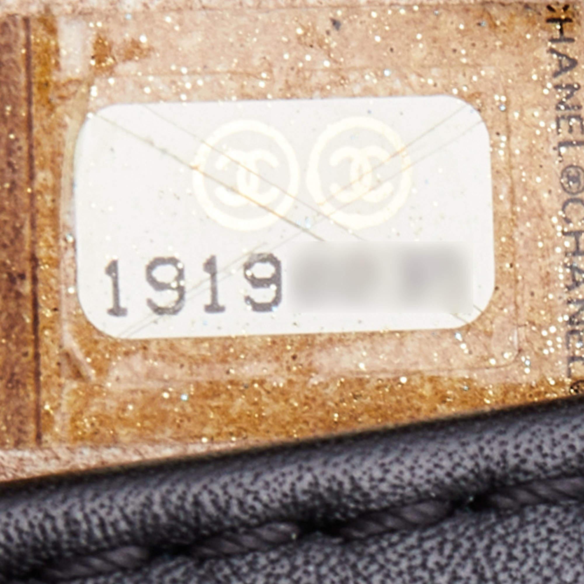 Chanel Black/Cream Woven Patent and Leather Medium Reverso Boy Flap Bag 5