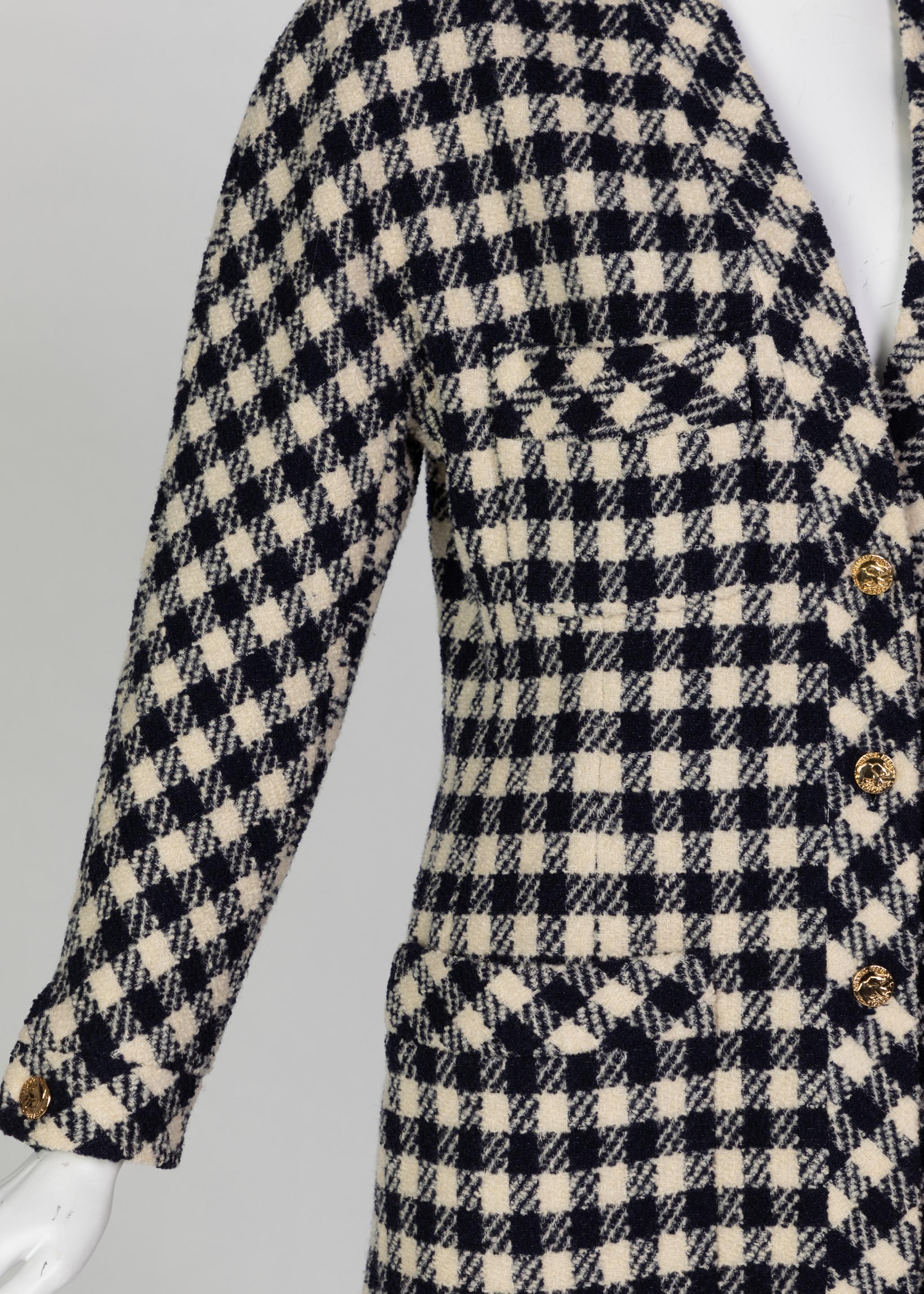 Women's Chanel Navy Blue Crème Wool Check Gold Button Cardigan Jacket, 1980s