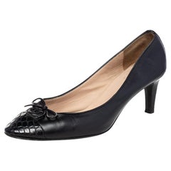 Chanel Black Croc Embossed And Leather CC Bow Pumps Size 37.5