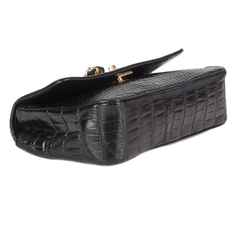 Chanel black Crocodile MINI FLAP CC Shoulder Cross Body Bag In Good Condition In Zürich, CH
