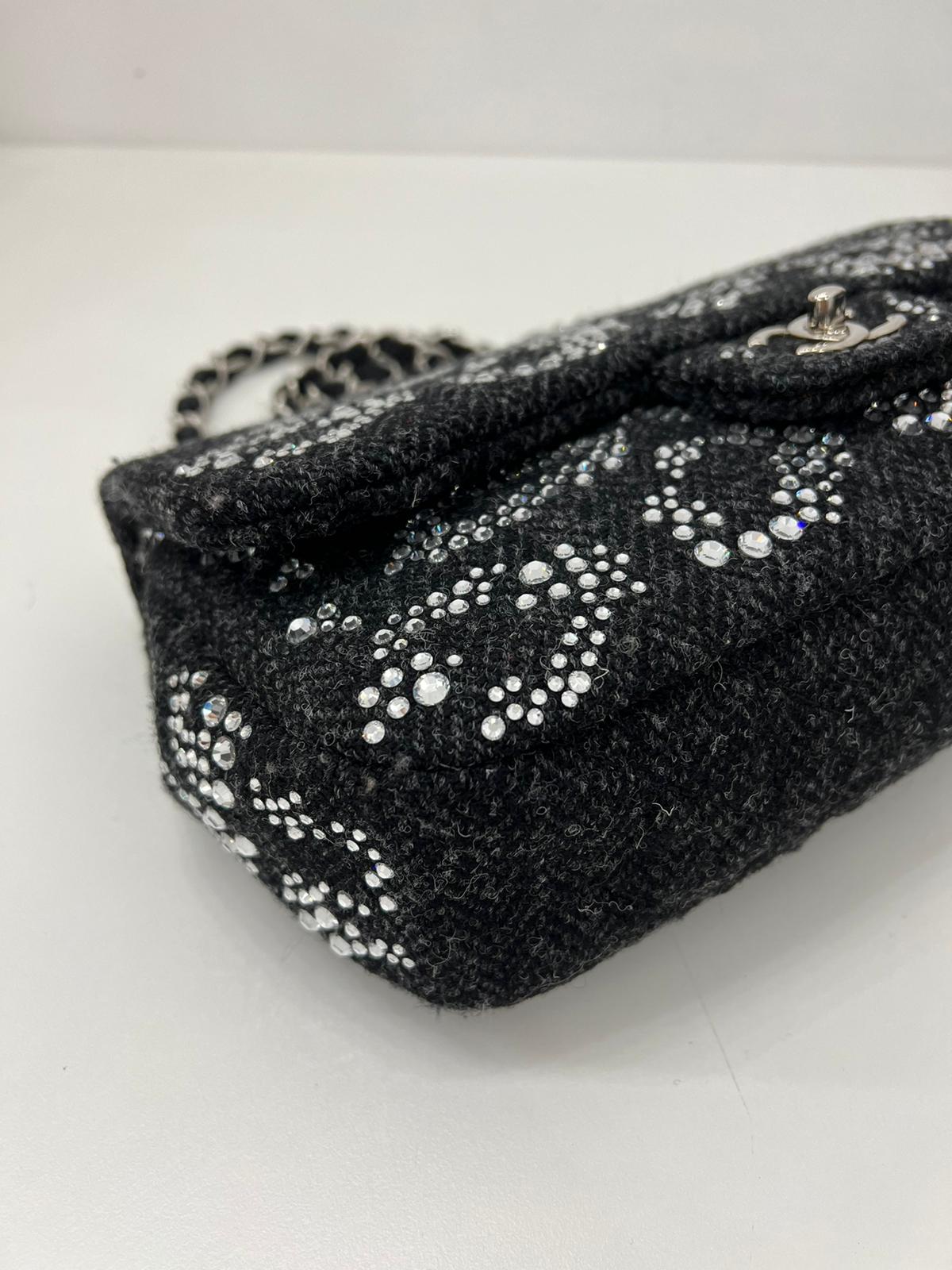 Chanel Black Crystal Embellished Tweed Jumbo Classic Single Flap Bag For Sale 5