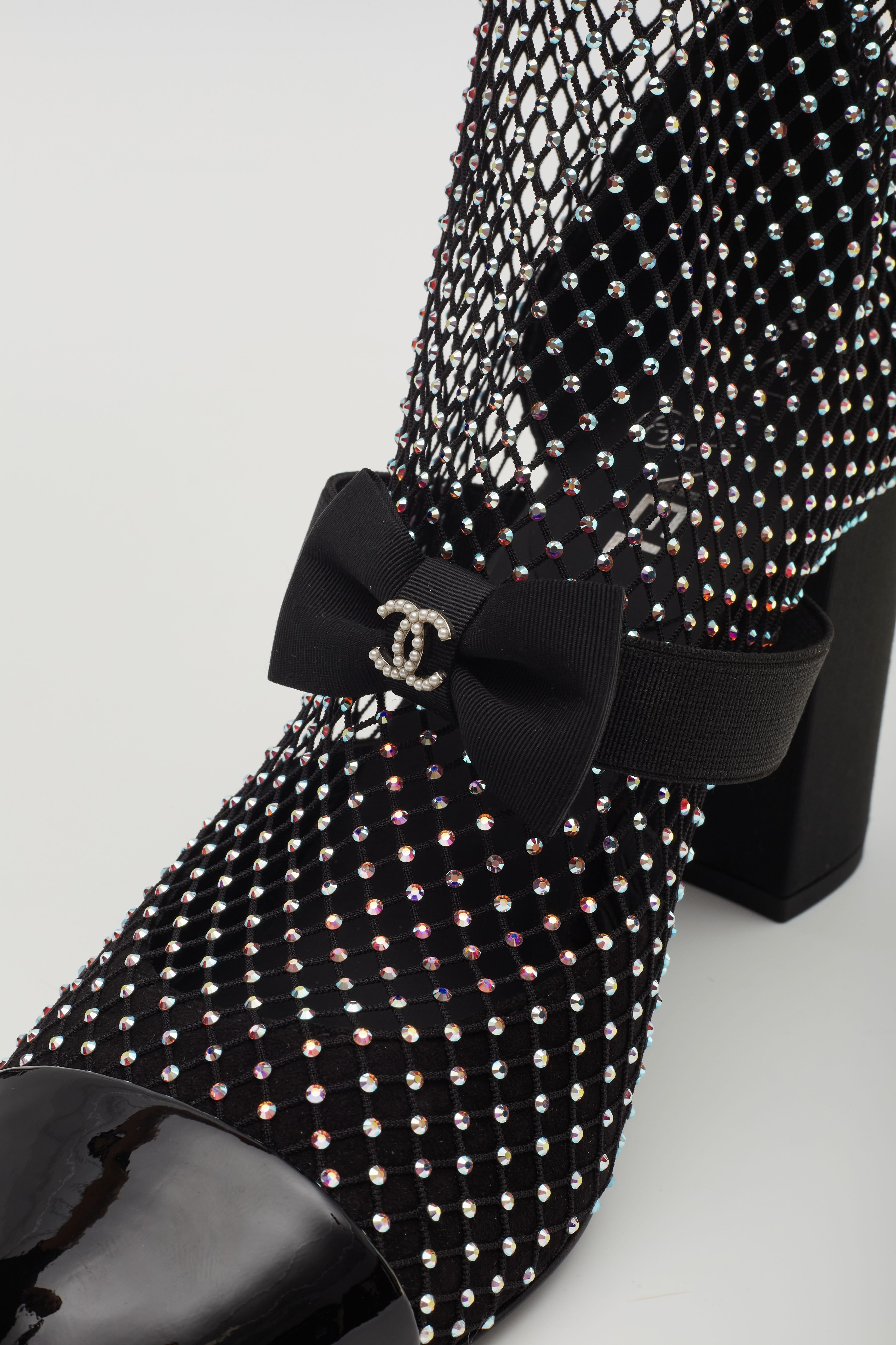 Chanel Schwarz Kristall Lack Kalbsleder Mary Janes Heels (EU 41 B) 5