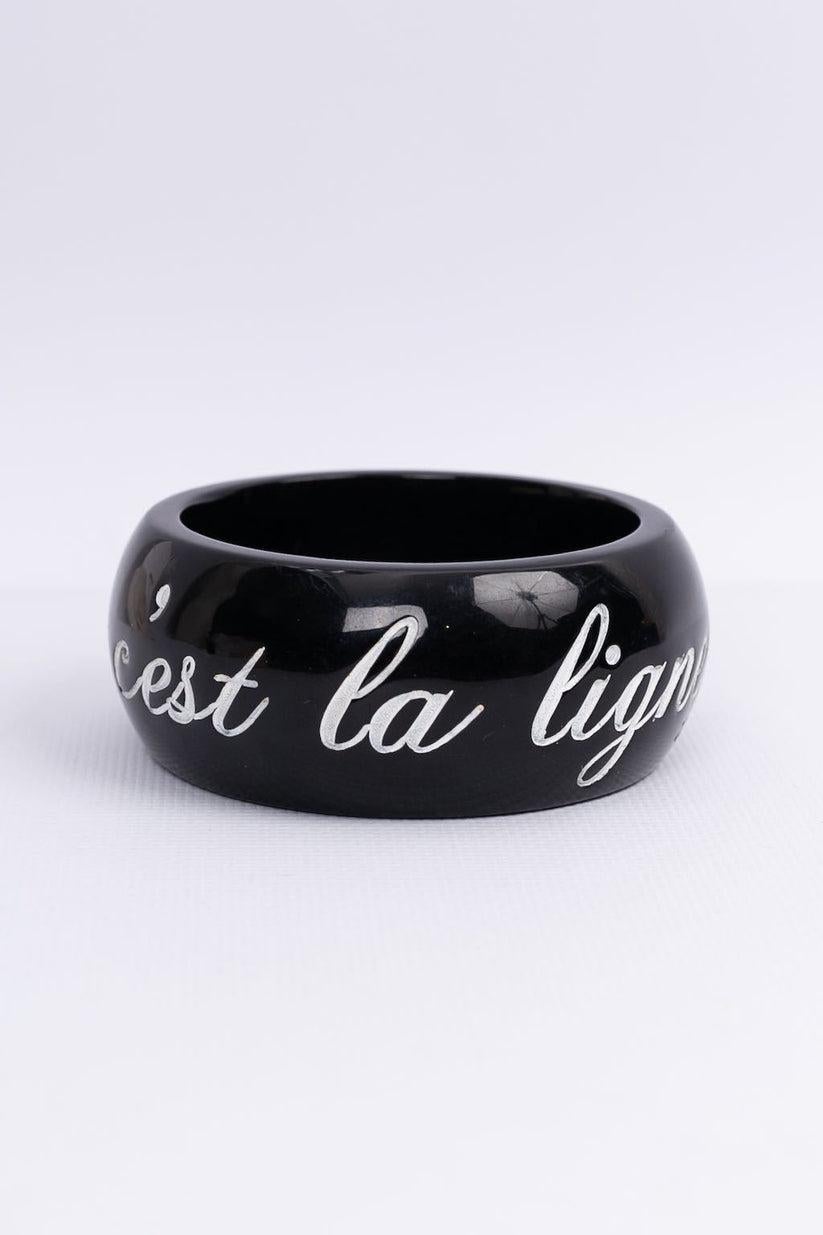 Chanel Black Cuff Bracelet, 2007 Spring Collection In Excellent Condition For Sale In SAINT-OUEN-SUR-SEINE, FR