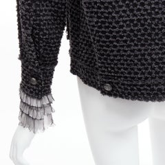 CHANEL Schwarze Denim-Tweedjacke mit Knopfleiste aus schwarzem und weißem Tüll FR38 M