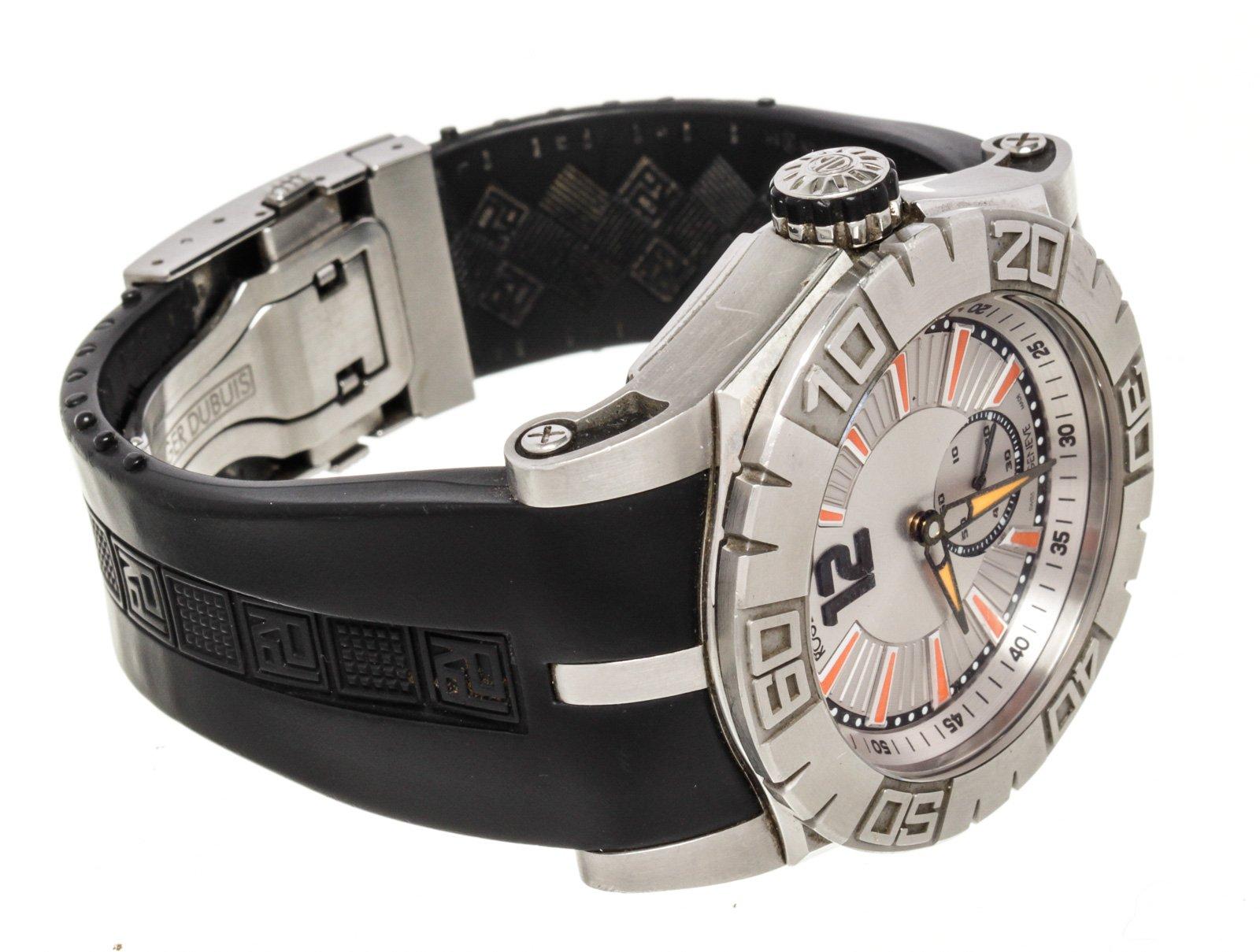 Roger Dubuis Black Leather Easy Diver Watch with leather, silver-tone hardware.

47252MSC