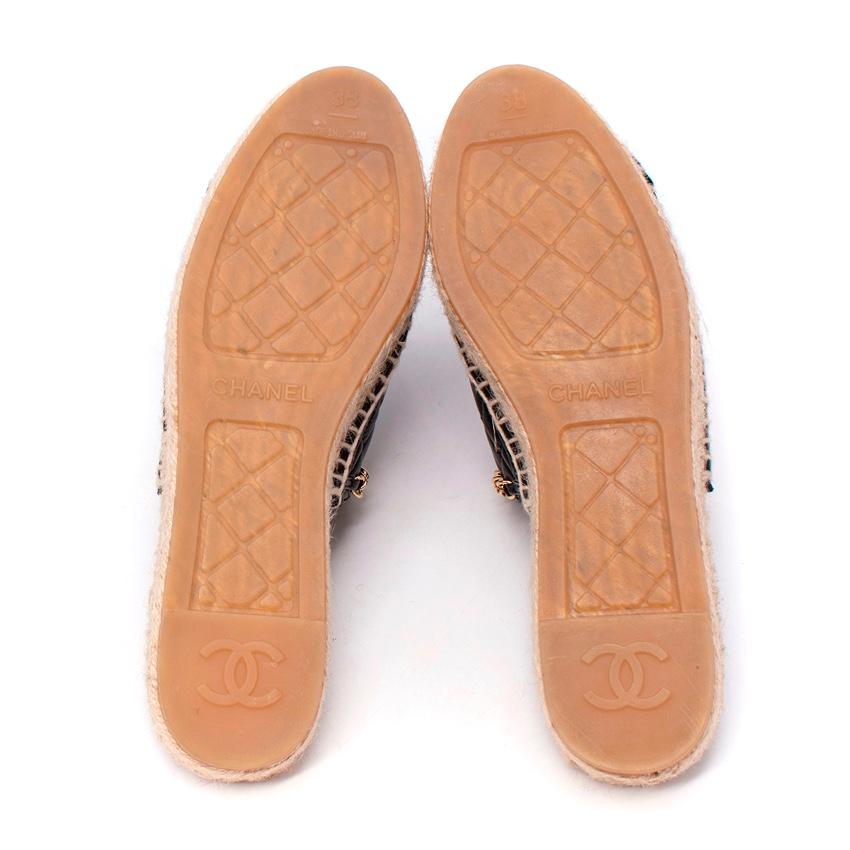 Chanel Black Diamond-Quilted Lambskin Suede Toe Cap Espadrilles For Sale 3