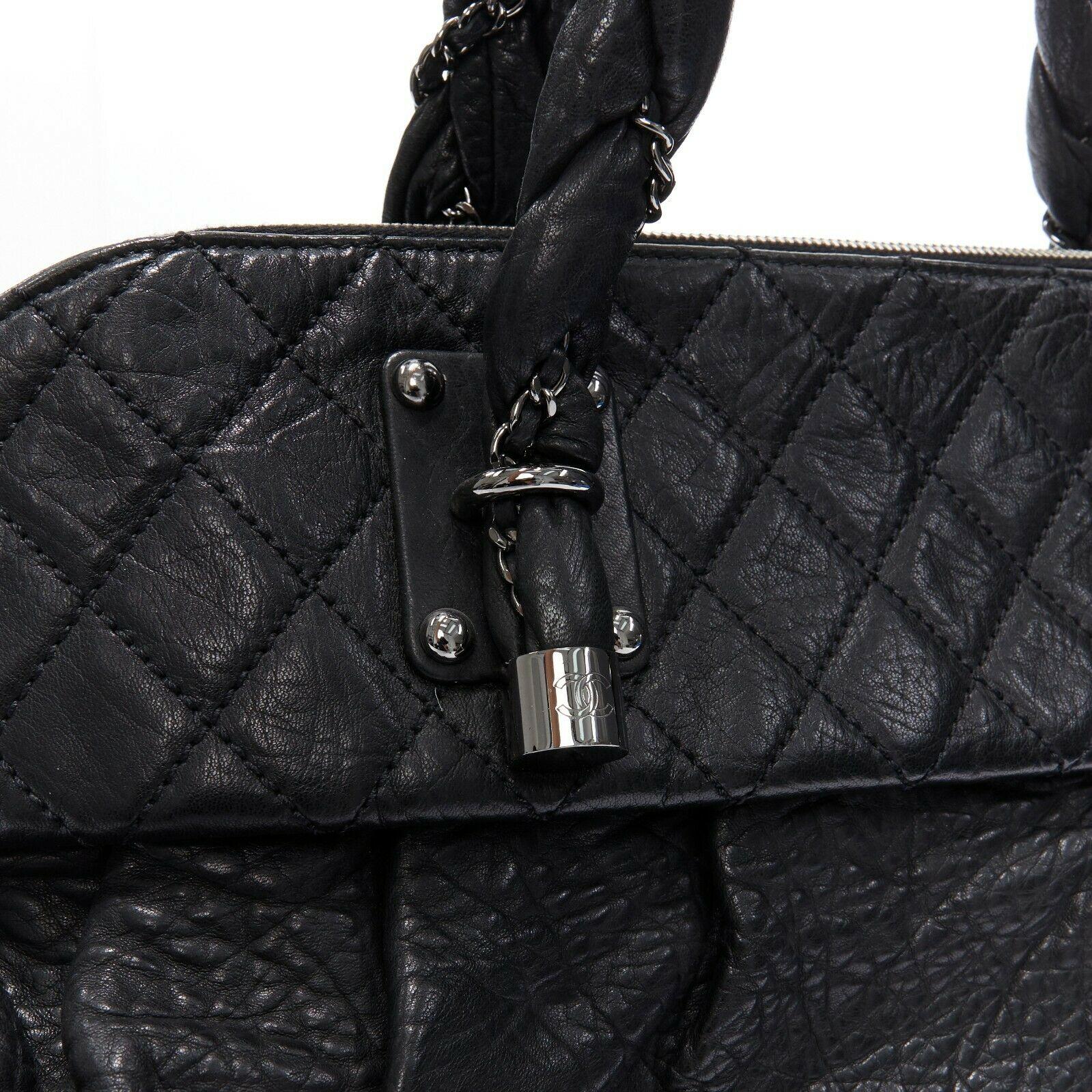 CHANEL black diamond quilted pebbled leather 2.55 braid strap shoulder bag In Excellent Condition In Hong Kong, NT