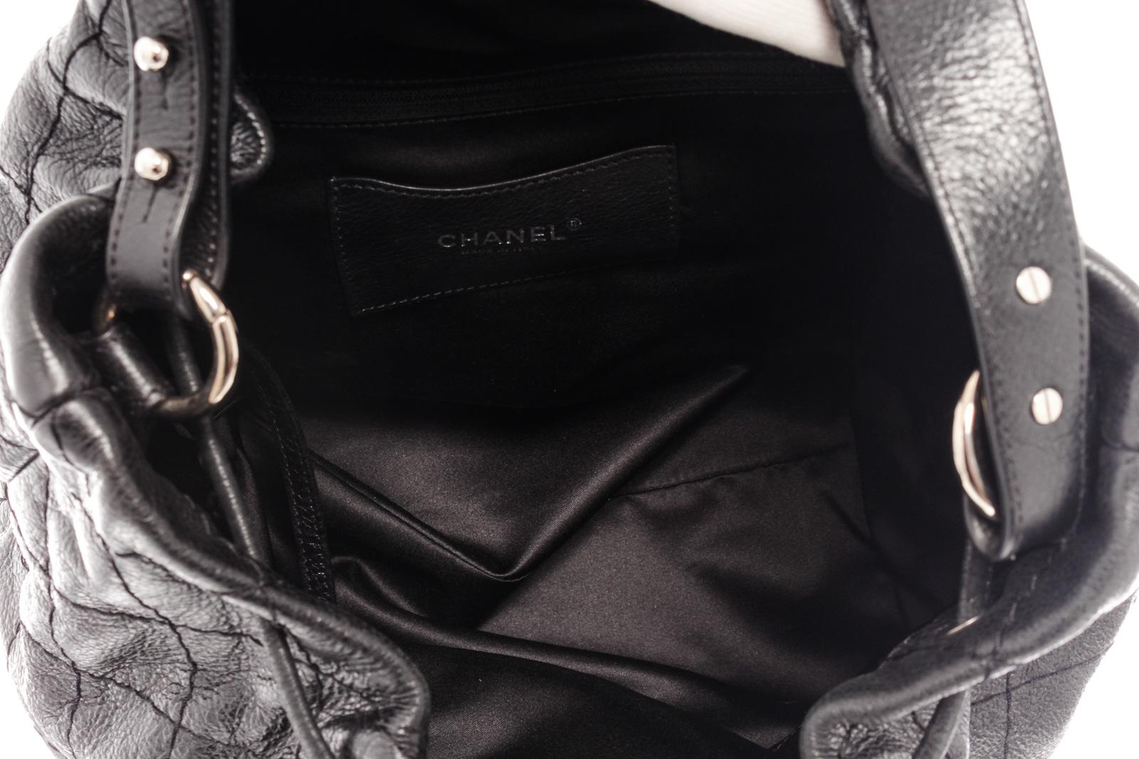 Chanel Black Diamond Stitch Leather Bucket Bag 3