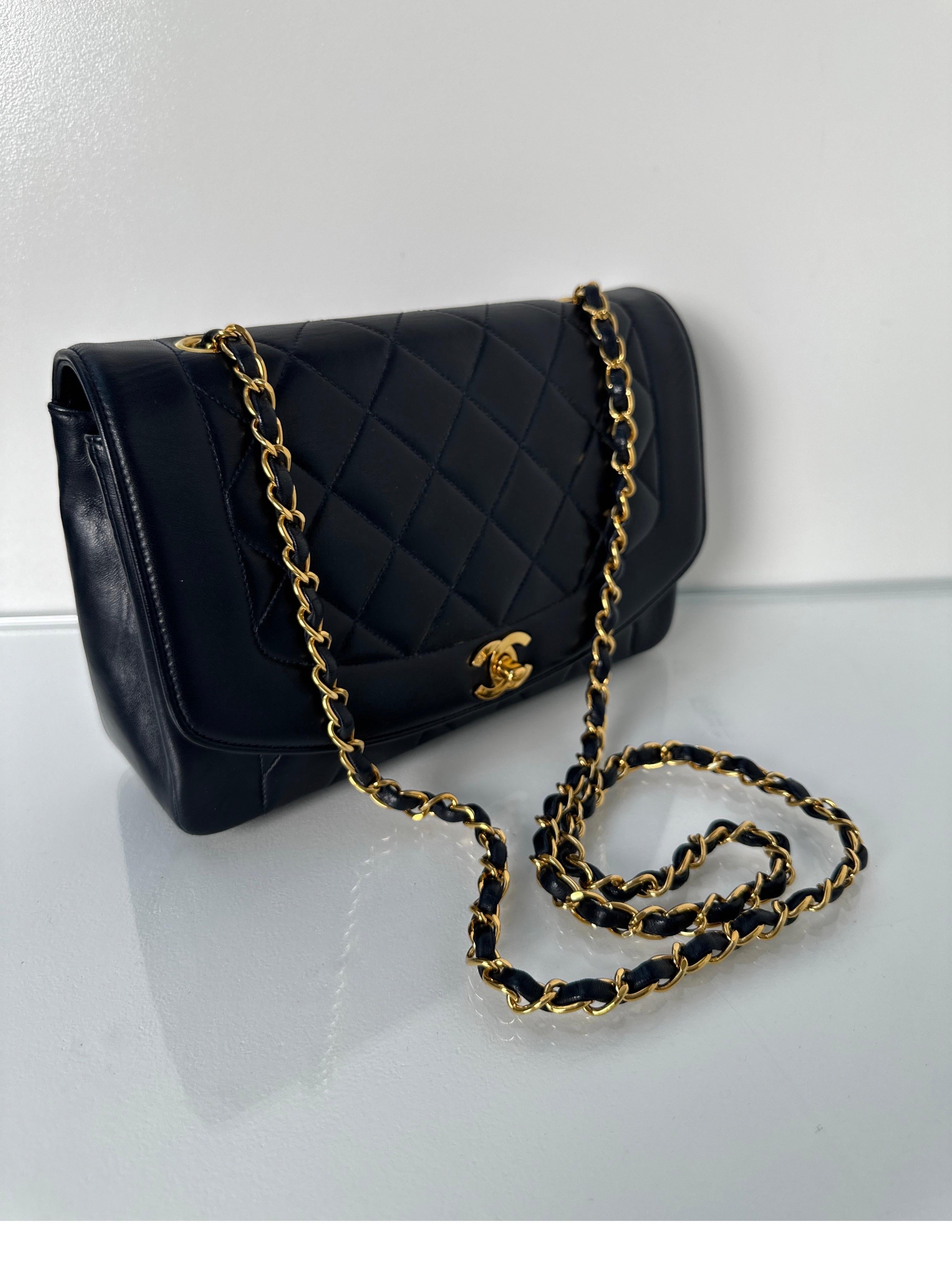 Chanel Black Diana Bag In Excellent Condition In Athens, GA
