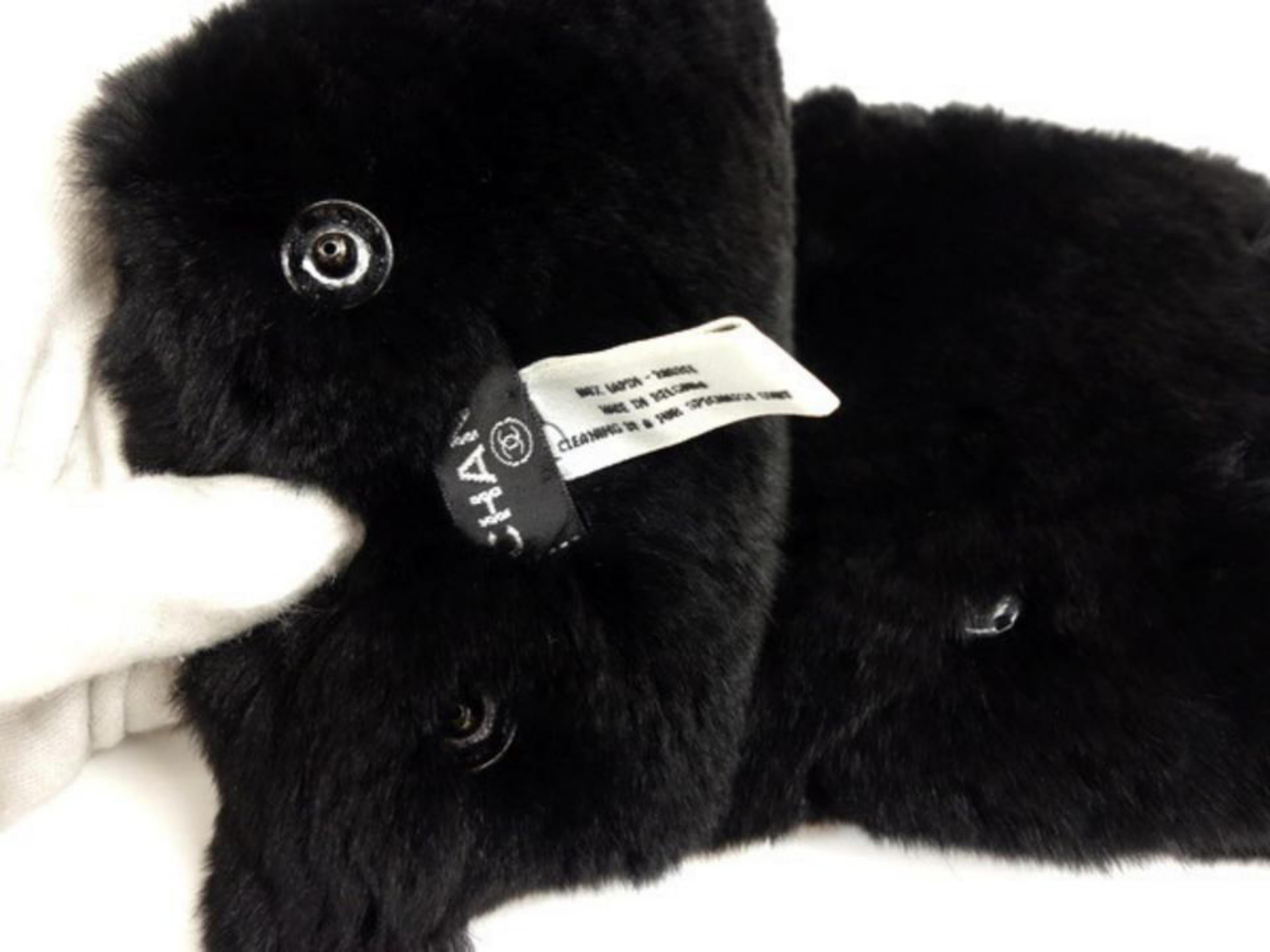Chanel Black Double Cc Charm Pearl Rabbit Fur Scarf 231526 For Sale 5