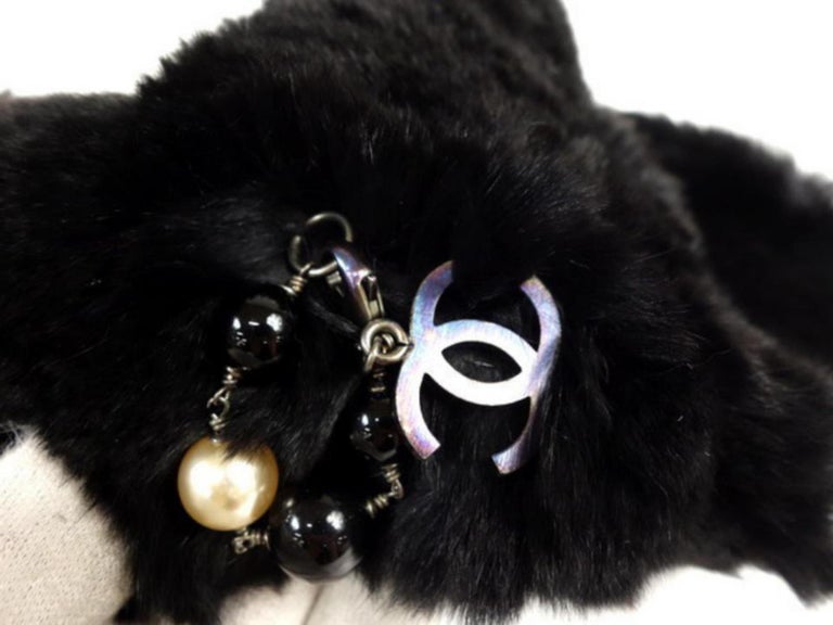 Chanel Black Double Cc Charm Pearl Rabbit Fur Scarf 231526 For Sale at ...