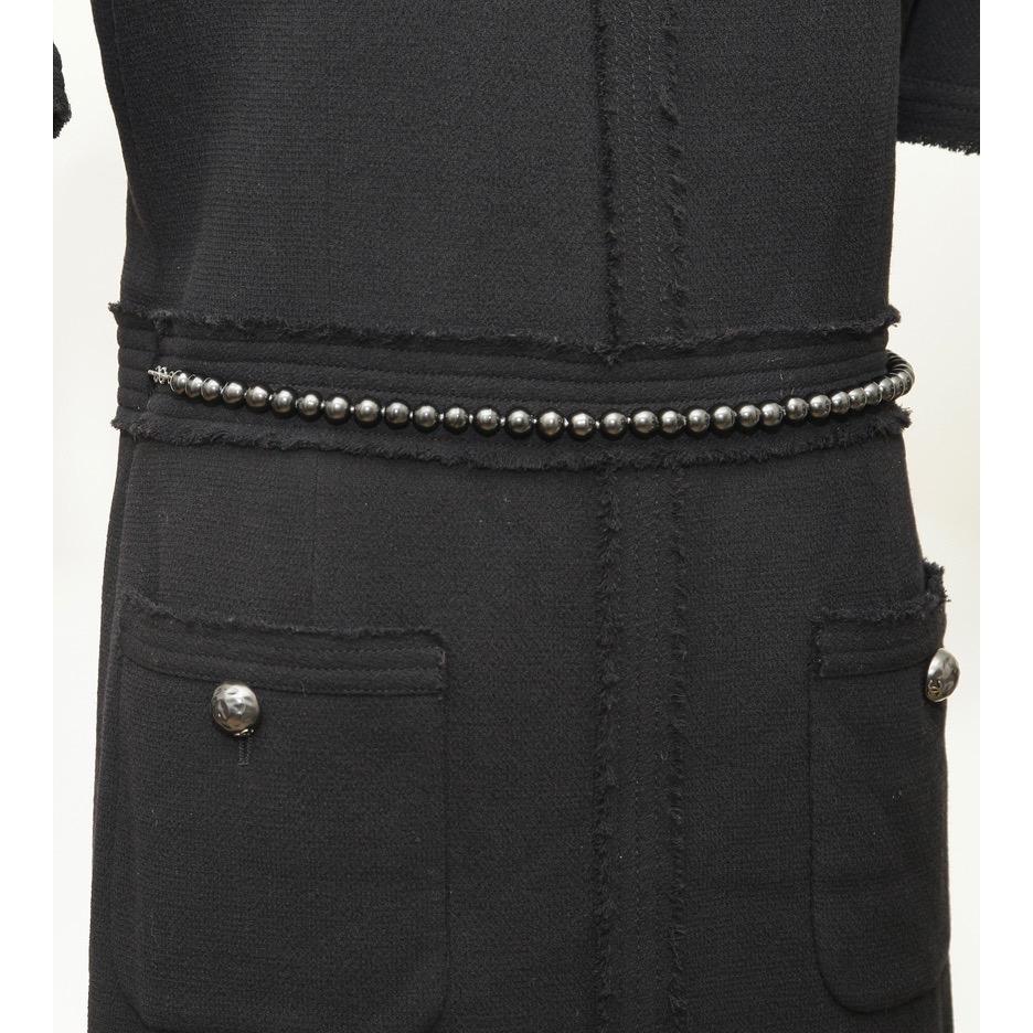 Women's CHANEL Black Dress Short Sleeve Pearls Gunmetal Belt Chain CC Mock Neck 40 For Sale