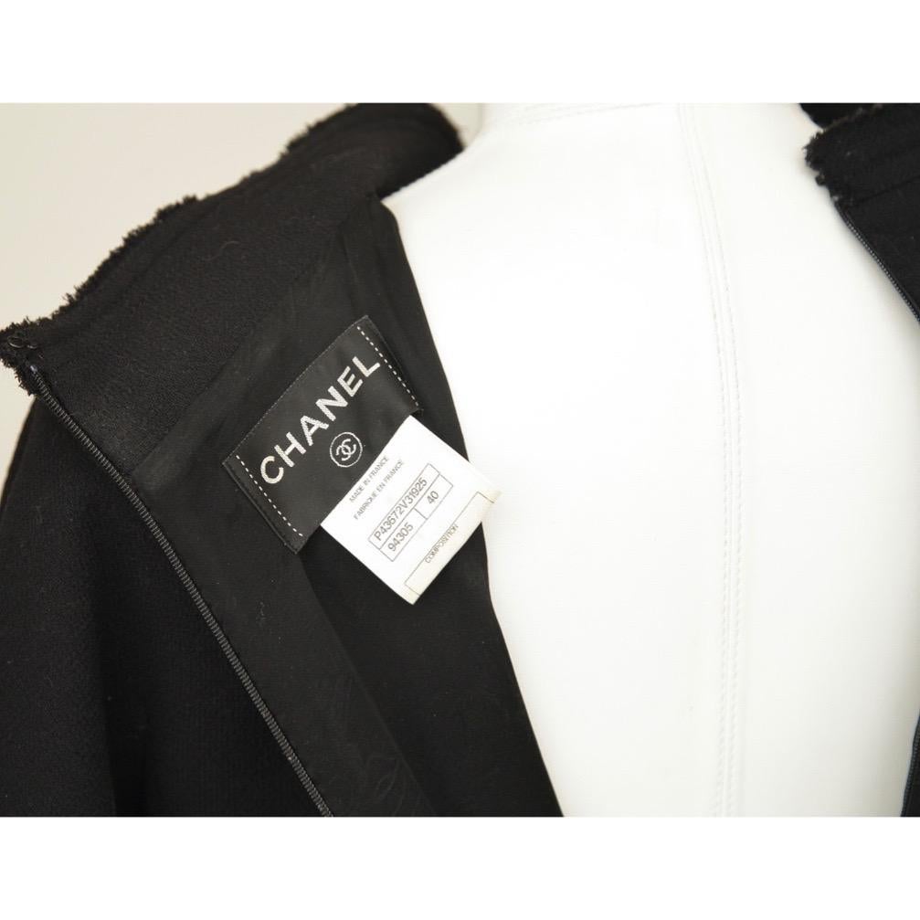 CHANEL Black Dress Short Sleeve Pearls Gunmetal Belt Chain CC Mock Neck 40 For Sale 2