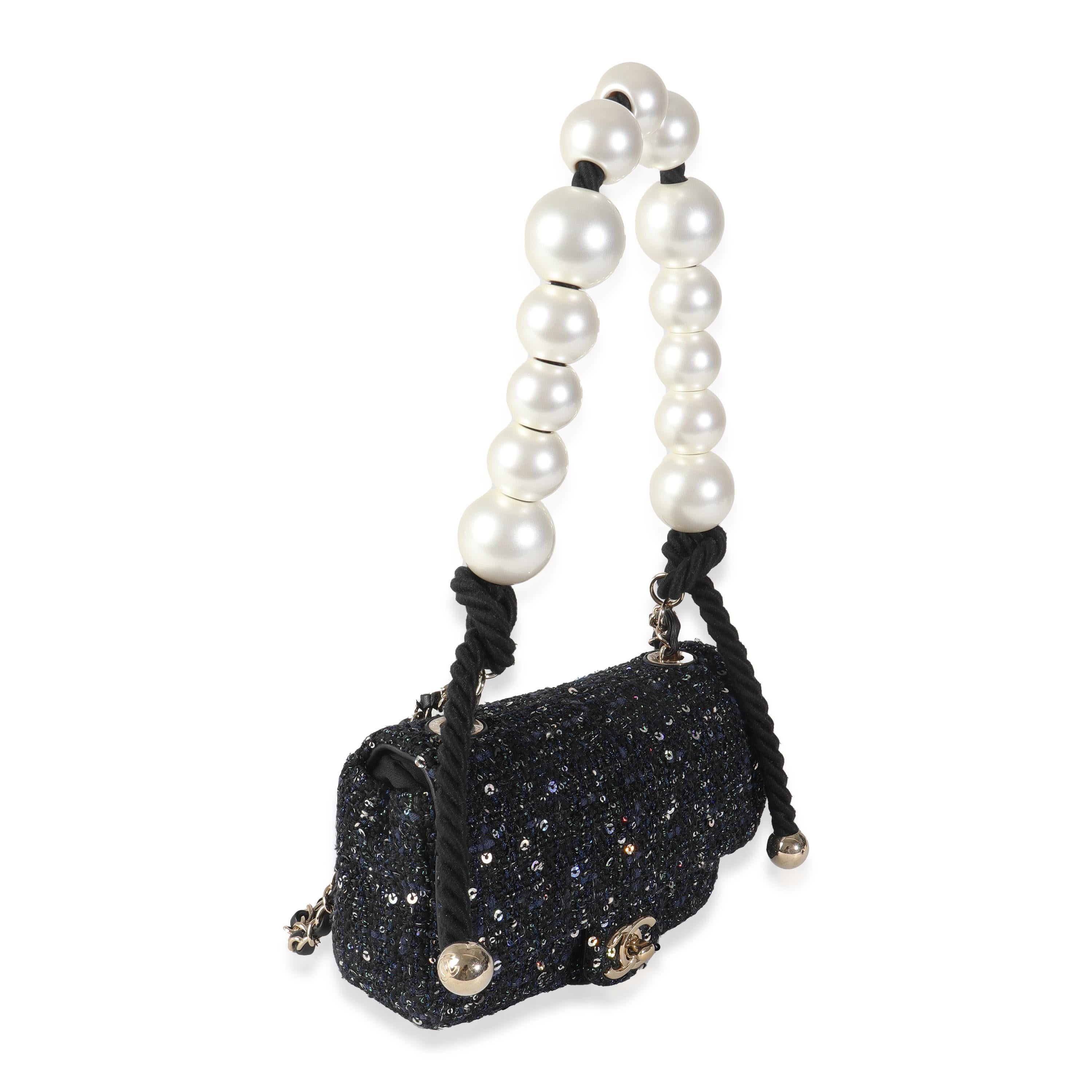 Noir Chanel Black Ecru Tweed Mini Pearl Handle Flap Bag en vente