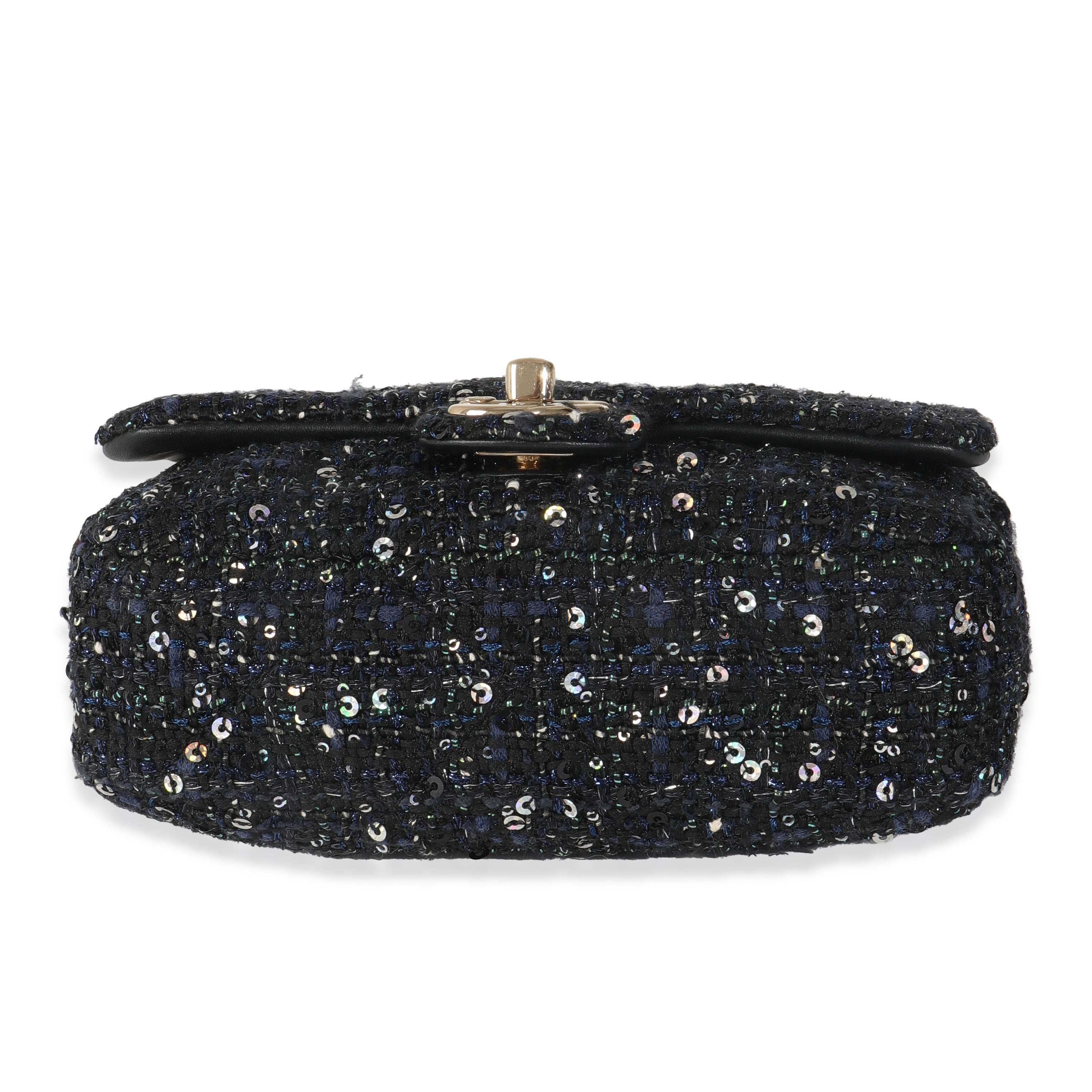 Chanel Black Ecru Tweed Mini Pearl Handle Flap Bag en vente 2