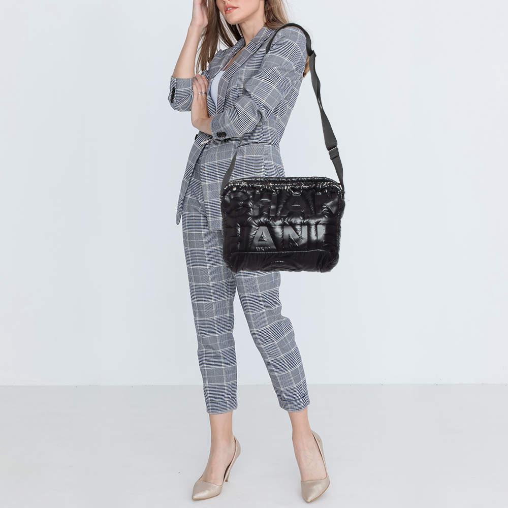 Express your personal style with this high end crossbody bag. Crafted from quality materials  it has been added with fine details and is finished perfectly. It features a well sized interior.