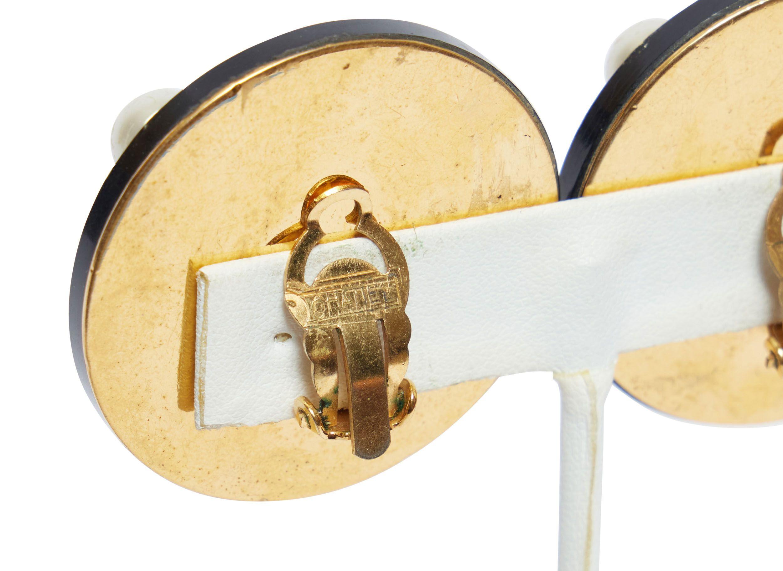 De las mujeres Pendientes Chanel de esmalte negro y perlas en venta
