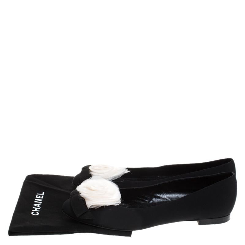 Chanel Black Fabric And White Camellia Tulle Ballet Flats Size 40 4