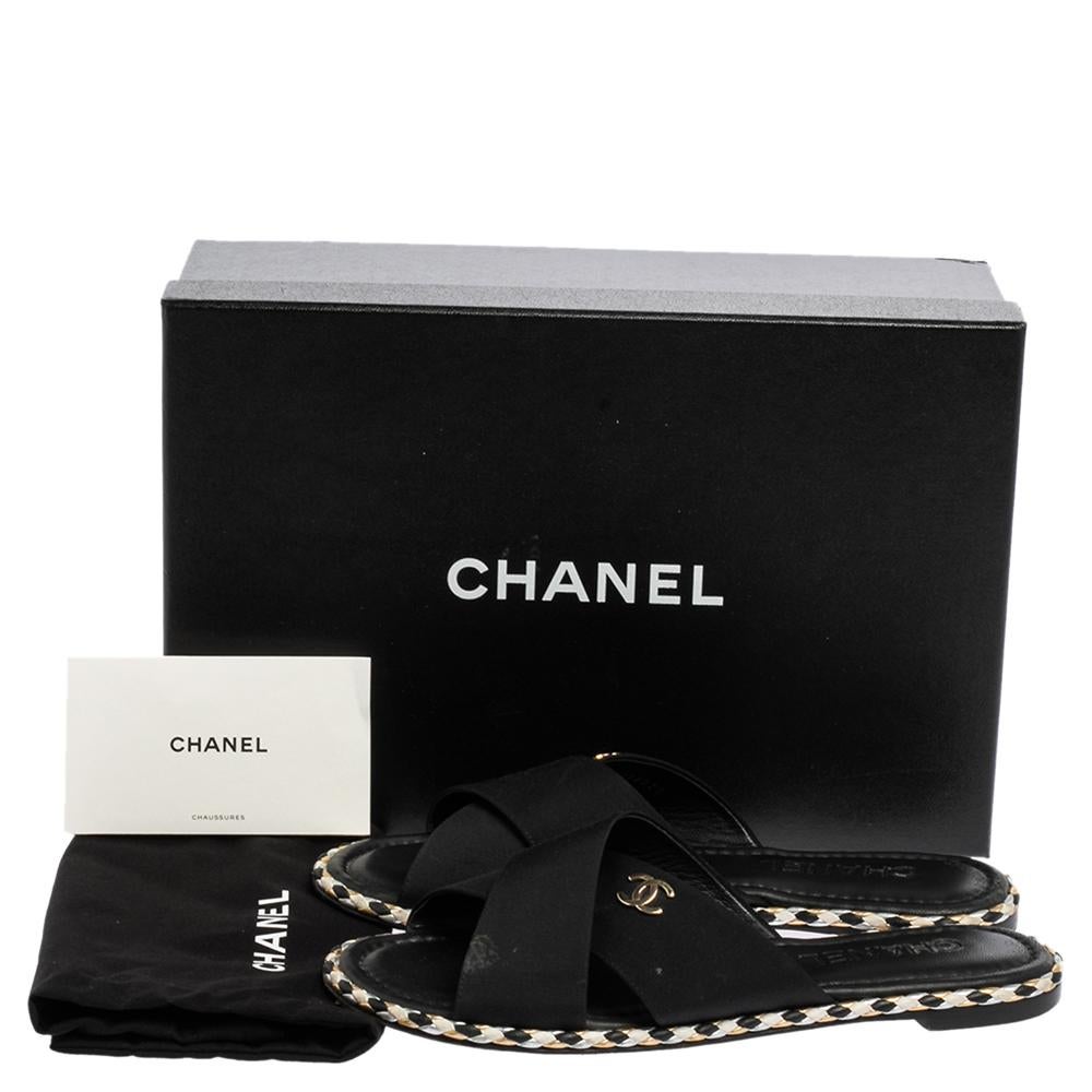 Chanel Black Fabric Braided Trim Criss Cross CC Flat Slides Size 38 2