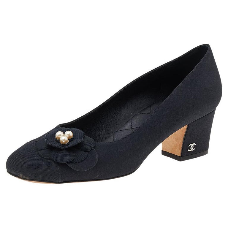 Chanel Black Heels - 368 For Sale on 1stDibs