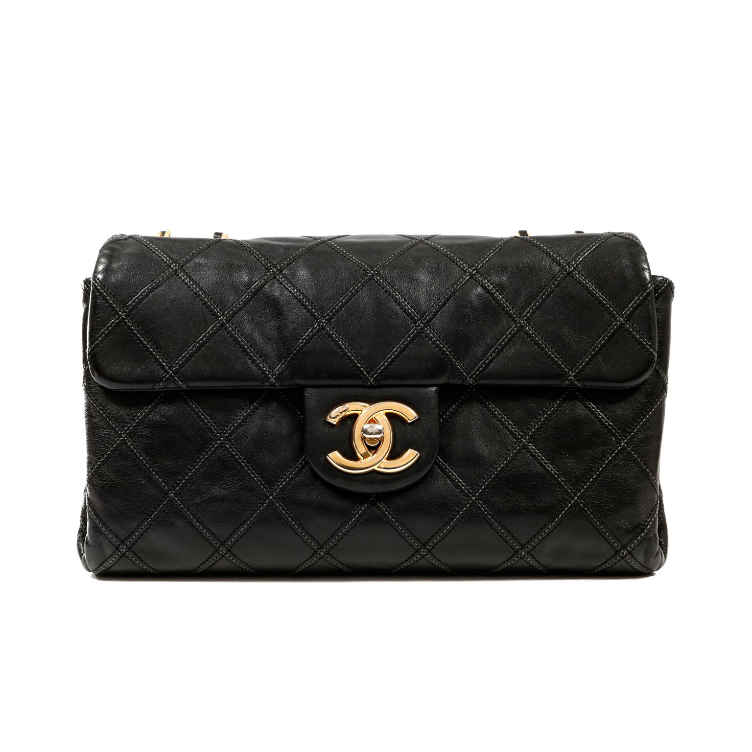 Women's Chanel Black Flat Stitched Leather Flap Bag